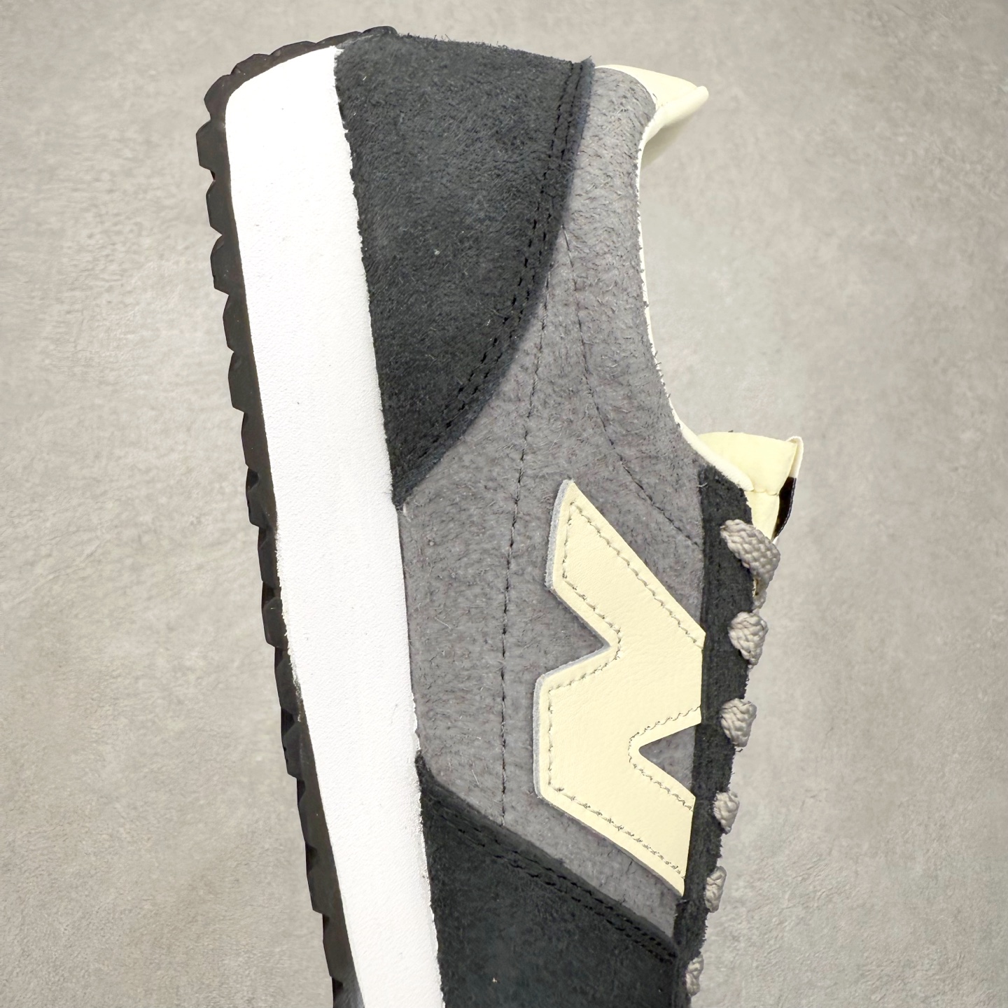 图片[6]-＃XT纯原福利 New Balance U471 NB新百伦织物牛剖层革春夏薄底鞋防滑耐磨平衡轻便低帮生活休闲鞋 尺码：36 37 37.5 38 38.5 39.5 40 40.5 41.5 42 42.5 43 44 44.5 45-选品中心