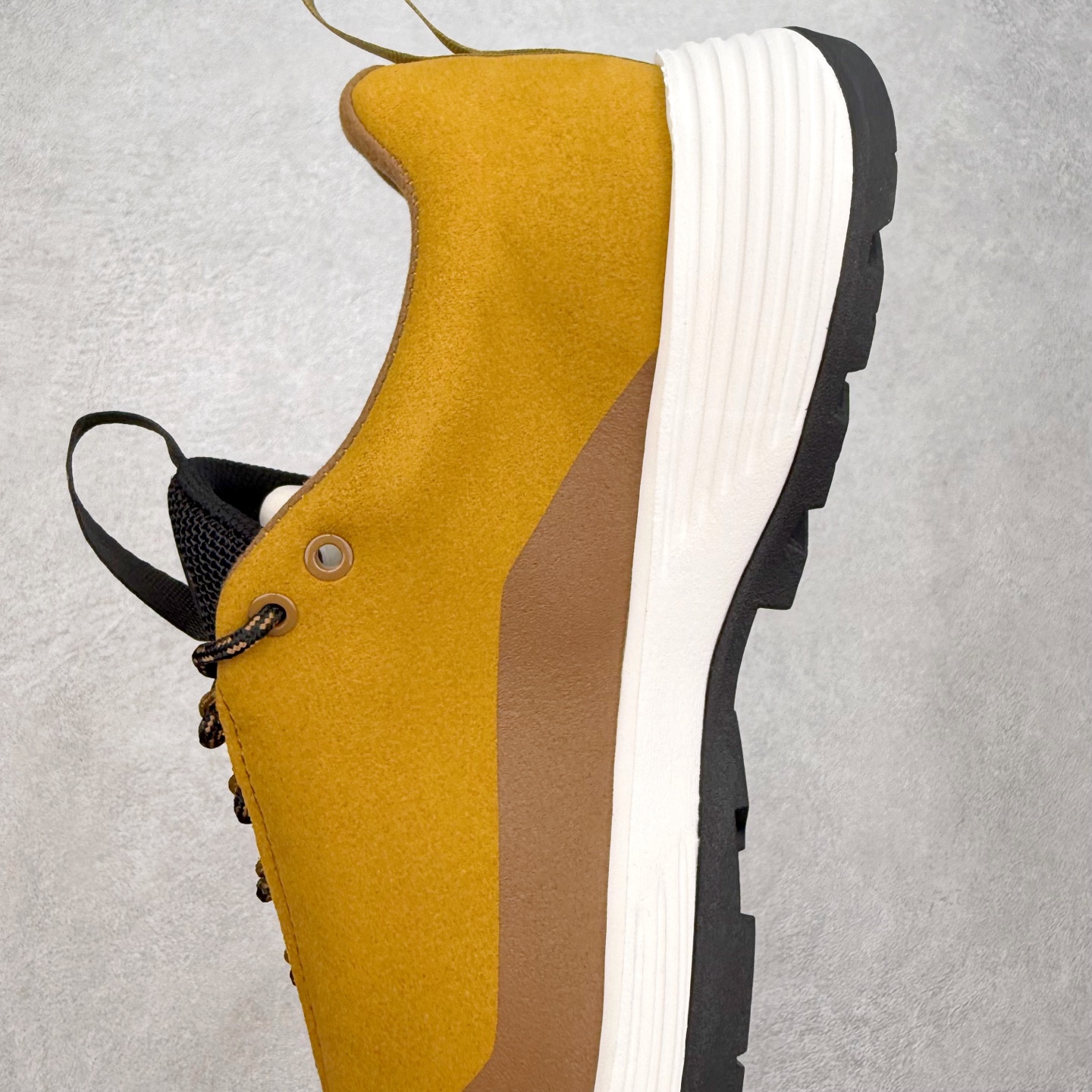 图片[7]-＃HP Arcteryx Konseal FL 2 Gore-Tex 始祖鸟户外防水透气低帮徒步登山鞋 Arcteryx中文名始祖鸟 加拿大户外服饰品牌 1989年创立于加拿大温哥华 始祖鸟来自加拿大海岸山脉 植根高山的专业户外品牌 始终秉承对精湛设计和工艺孜孜以求的准则 从1989年创立至今 Arcteryx始终不断在产品设计与做工上不惜工本 以满足始祖鸟的标准 品质、设计以及精简的理念造就了其良好的性能 并能满足严苛环境下的使用需求 尺码：39 40 41 42 43 44 45-选品中心