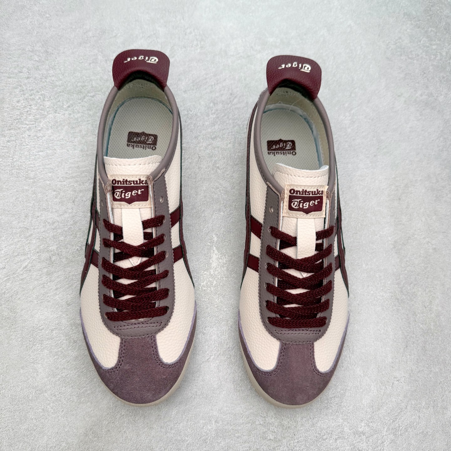 图片[2]-＃C版 Asics Onitsuka Tiger MEXICO 66 亚瑟士鬼冢虎复古经典板鞋 市场王者选手 海外订单工厂出品 长期生产补货永不断码 超成熟稳定的做工品控 原装全套纸板楦头开发 原汁原味 完美呈现版型 私模正确鞋底咬花纹路 一比一鞋头弧度高度鞋身弧度 绝不口嗨 细节品控鞋型随意秒杀市面 原档咬花纹路私模大底 一个单元有六个三角形 总体形拼接呈现花瓣状 官方四联吊牌 原装Ortholite轻量化鞋垫 原盒原配 质保卡 说明书 钢印防尘纸 纸板中底带钢印 乳胶组合鞋垫 支持全方位的对比专柜 产品从款式颜色造型上体现出追求舒适和细节的完美 鞋类更是推崇手工制作的严谨与完美 融舒适性与可穿性的设计风格 注重细节的完美和别致魅力 既保持稳重 又不失轻松的时尚感 尺码：36 37 37.5 38 39 39.5 40 40.5 41.5 42 42.5 43.5 44 45-选品中心