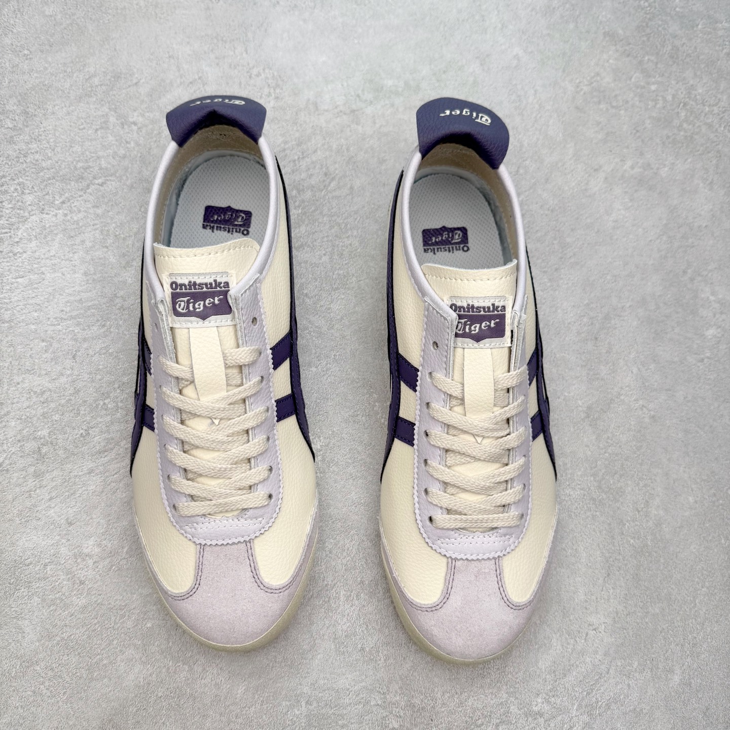 图片[2]-＃C版 Asics Onitsuka Tiger MEXICO 66 亚瑟士鬼冢虎复古经典板鞋 市场王者选手 海外订单工厂出品 长期生产补货永不断码 超成熟稳定的做工品控 原装全套纸板楦头开发 原汁原味 完美呈现版型 私模正确鞋底咬花纹路 一比一鞋头弧度高度鞋身弧度 绝不口嗨 细节品控鞋型随意秒杀市面 原档咬花纹路私模大底 一个单元有六个三角形 总体形拼接呈现花瓣状 官方四联吊牌 原装Ortholite轻量化鞋垫 原盒原配 质保卡 说明书 钢印防尘纸 纸板中底带钢印 乳胶组合鞋垫 支持全方位的对比专柜 产品从款式颜色造型上体现出追求舒适和细节的完美 鞋类更是推崇手工制作的严谨与完美 融舒适性与可穿性的设计风格 注重细节的完美和别致魅力 既保持稳重 又不失轻松的时尚感 尺码：36 37 37.5 38 39 39.5 40 40.5 41.5 42 42.5 43.5 44 45-选品中心