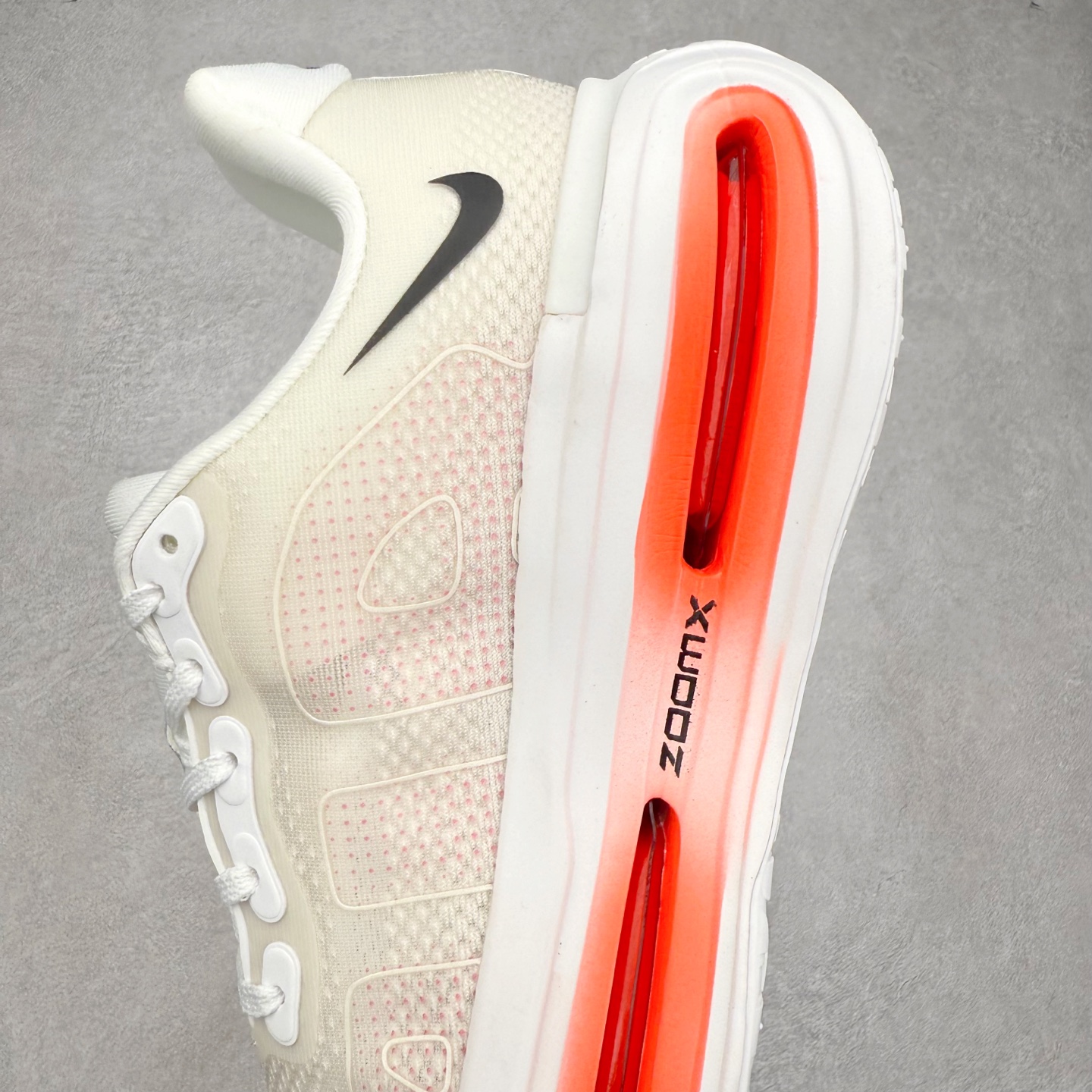 图片[7]-NK Vomero Premium 时尚舒适 网布防滑耐磨 低帮跑步鞋 HQ2050-103 实拍调校N版已经零色差零失真 百分百还原实物色彩所见即所得 不存在货不对板色差等低级问题 选购参考实物拍摄 不混卖不参货 只用心做好货严格选品 承诺混一赔十 尺码：36 36.5 37.5 38 38.5 39 40 40.5 41 42 42.5 43 44 44.5 45-选品中心