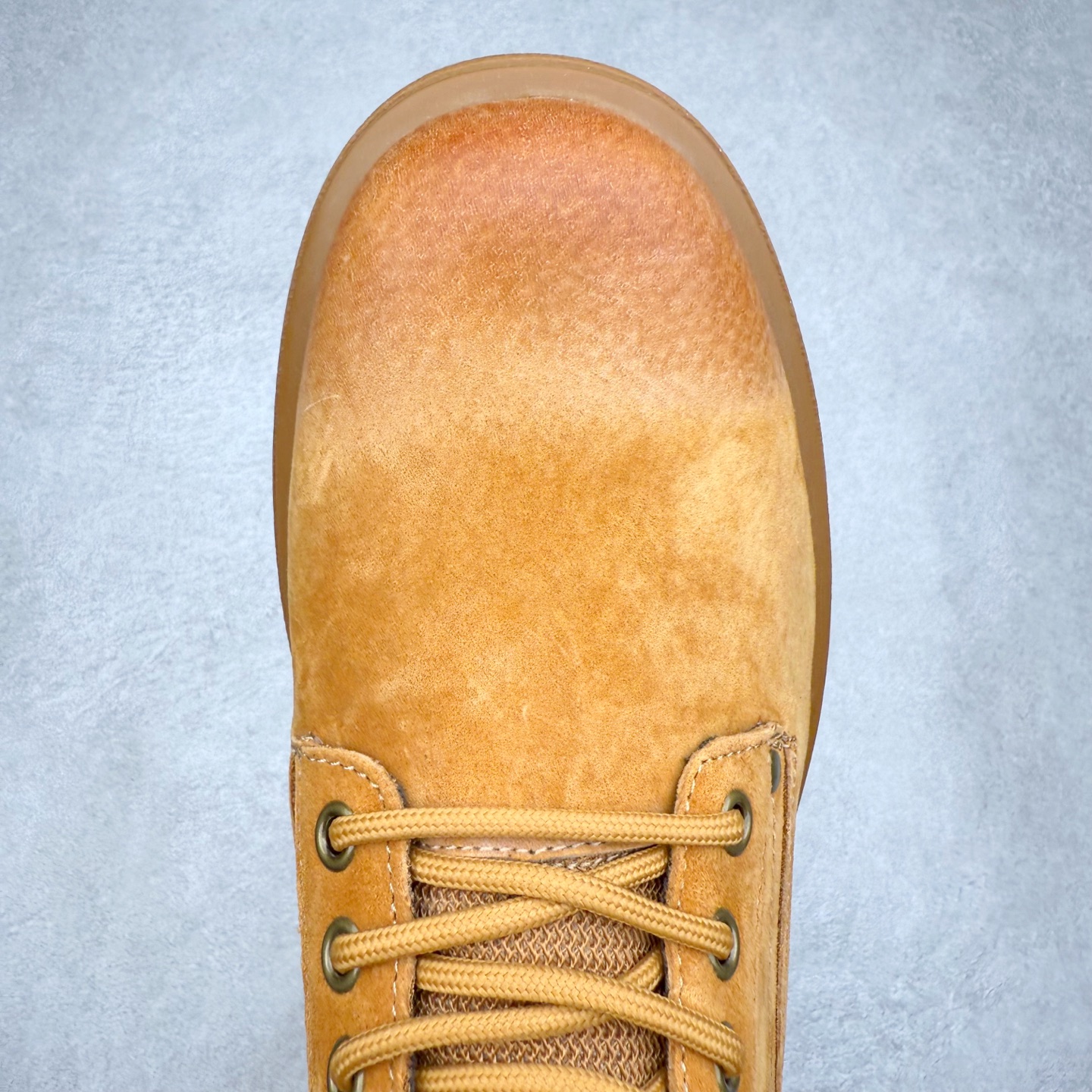 图片[4]-CAT卡特 硬汉推土机品牌经典百搭户外中帮休闲马丁靴系列 广东大厂品质 官网常年主打款 时尚潮流搭配 面料釆用意大利进口磨砂牛皮 全鞋真牛皮材料 大底到五金都是代工厂原材料制作 好货不杀猪 首单质量严格把控 全套官网统一包装 今年冬季防寒户外专用 日常随意搭配 型男必备 尺码：39-44 (偏大一码)-选品中心