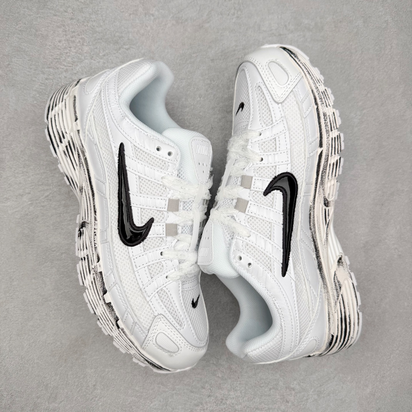 图片[3]-NK P-6000 系列低帮复古老爹风休闲运动舒适慢跑鞋 CD6404-101 融合 Pegasus 过往运动鞋设计 助力 21 世纪早期跑步运动跃升时尚新高度 采用透气网眼布、运动风格线条和耐穿覆面 兼具吸睛外观和舒适感受 中底泡绵以田径赛道为灵感 打造厚实设计 缔造出众缓震性能 尺码：36 36.5 37.5 38 38.5 39 40 40.5 41 42 42.5 43 44 44.5 45-选品中心