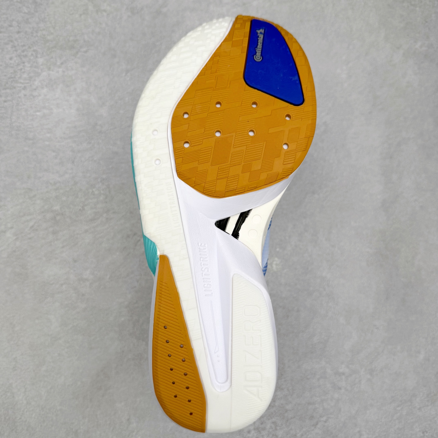 图片[9]-AD Adizero Boston 13 夏季透气网眼竞速跑鞋 JS4956 融合Lightstrike和Lightstrike Pro技术 采用乙烯/乙酸乙烯酯(EVA)材质 打造舒适中底 含ENERGYROD能量碳柱 旨在为步伐添活力 尺码：36 36.5 37 38 38.5 39 40 40.5 41 42 42.5 43 44 44.5 45-选品中心