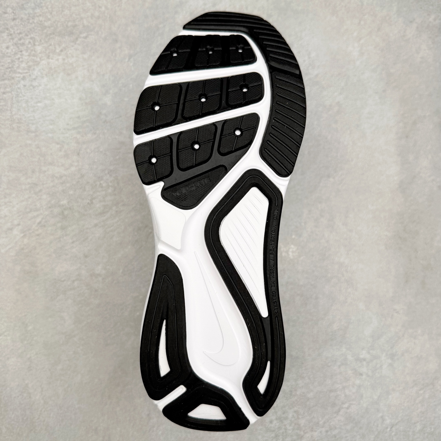 图片[9]-NK Zoom Structure 26 Light Armory 舒适百搭防滑耐磨 低帮 休闲跑步鞋 男女同款 实拍调校N版已经零色差零失真 百分百还原实物色彩所见即所得 不存在货不对板色差等低级问题 选购参考实物拍摄 不混卖不参货 只用心做好货严格选品 承诺混一赔十 尺码：36 36.5 37.5 38 38.5 39 40 40.5 41 42 42.5 43 44 44.5 45-选品中心