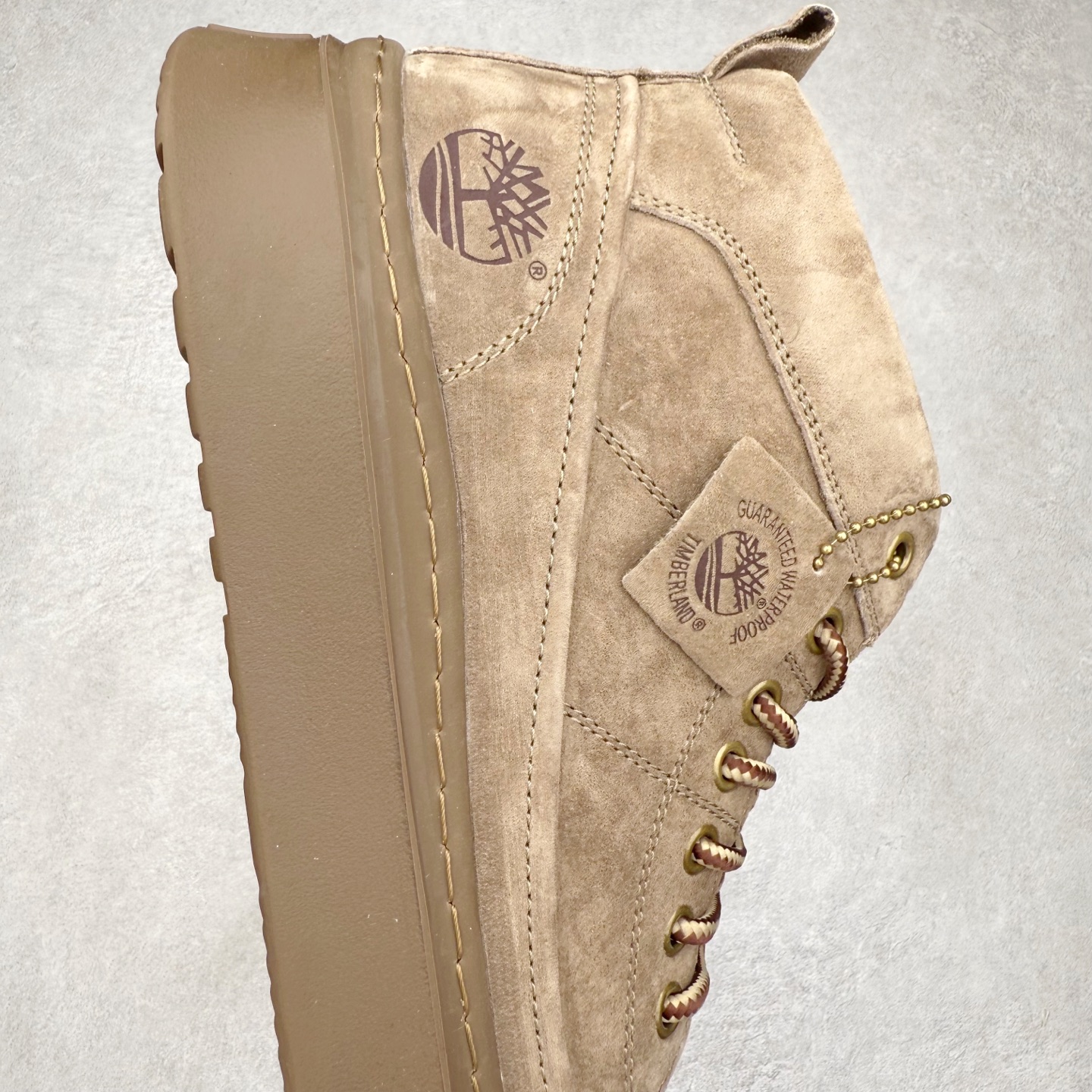 图片[6]-Timberland添柏岚/天伯伦户外中帮休闲马丁靴系列 广东大厂品质 原盒原包装 面料采用意大利🇮🇹顶级磨砂细纹牛皮 搭配防臭防腐真皮乳胶鞋垫 给您完美的穿着体验 质量考究耐穿 型男必备 专治不帅 高品质脚感一流 尺码：39 40 41 42 43 44（皮鞋码）-选品中心