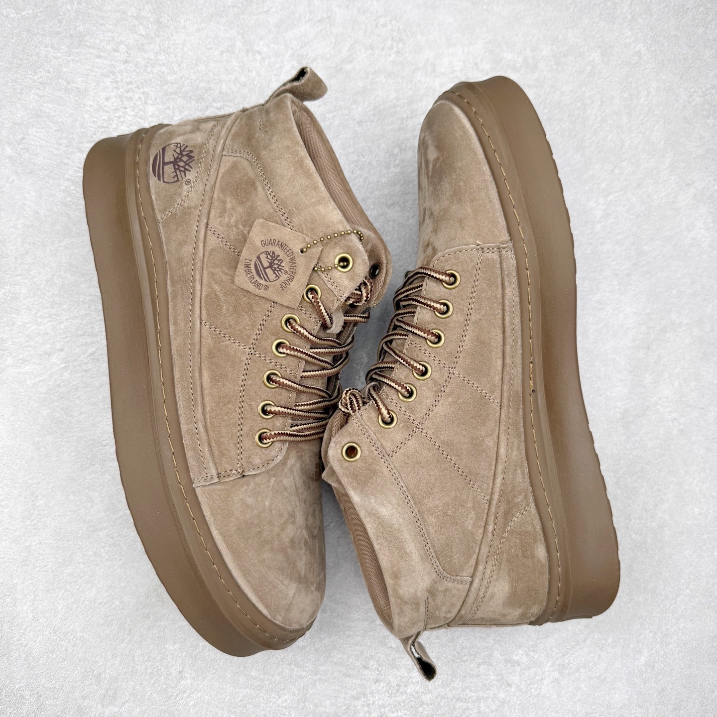 图片[3]-Timberland添柏岚/天伯伦户外中帮休闲马丁靴系列 广东大厂品质 原盒原包装 面料采用意大利🇮🇹顶级磨砂细纹牛皮 搭配防臭防腐真皮乳胶鞋垫 给您完美的穿着体验 质量考究耐穿 型男必备 专治不帅 高品质脚感一流 尺码：39 40 41 42 43 44（皮鞋码）-选品中心