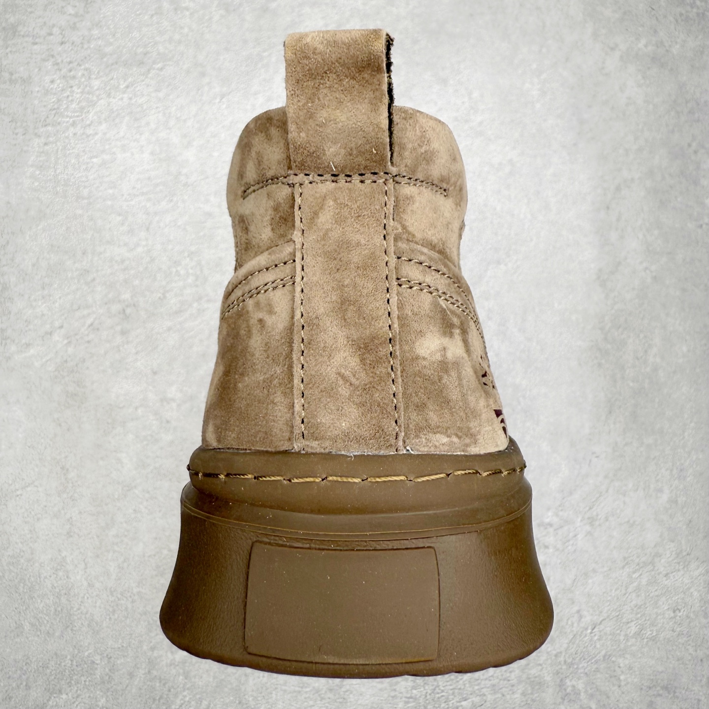 图片[8]-Timberland添柏岚/天伯伦户外中帮休闲马丁靴系列 广东大厂品质 原盒原包装 面料采用意大利🇮🇹顶级磨砂细纹牛皮 搭配防臭防腐真皮乳胶鞋垫 给您完美的穿着体验 质量考究耐穿 型男必备 专治不帅 高品质脚感一流 尺码：39 40 41 42 43 44（皮鞋码）-选品中心