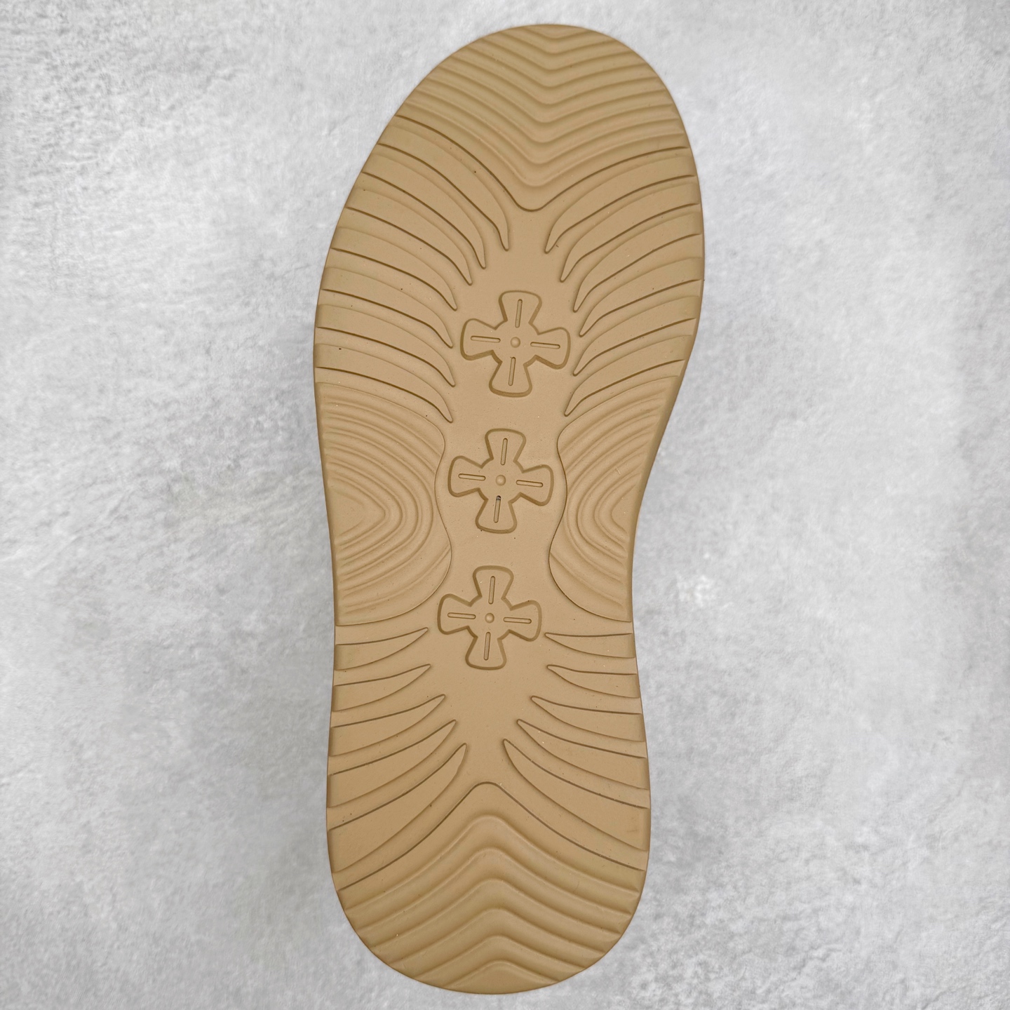 图片[9]-Timberland添柏岚/天伯伦户外中帮休闲马丁靴系列 广东大厂品质 原盒原包装 面料采用意大利🇮🇹顶级磨砂细纹牛皮 搭配防臭防腐真皮乳胶鞋垫 给您完美的穿着体验 质量考究耐穿 型男必备 专治不帅 高品质脚感一流 尺码：39 40 41 42 43 44（皮鞋码）-选品中心