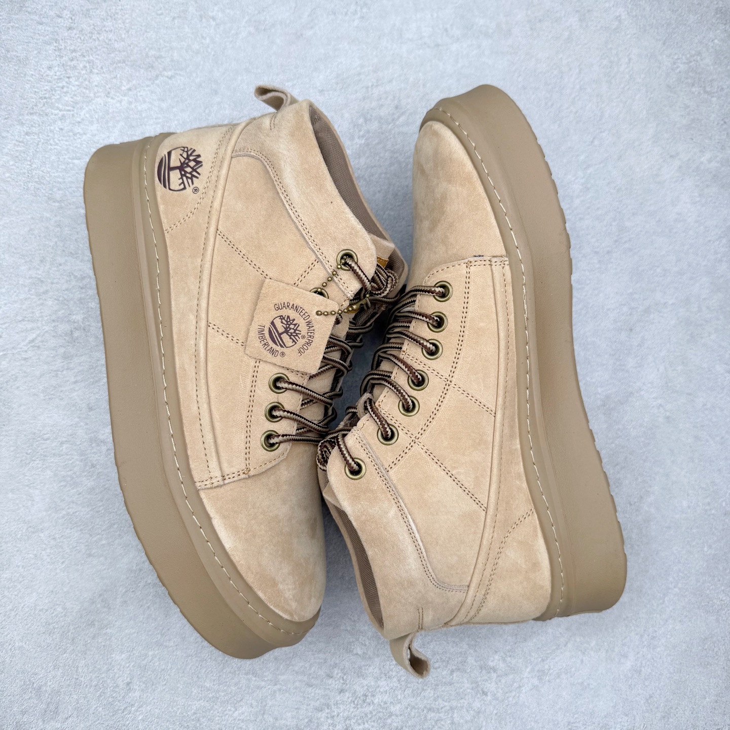 图片[3]-Timberland添柏岚/天伯伦户外中帮休闲马丁靴系列 广东大厂品质 原盒原包装 面料采用意大利🇮🇹顶级磨砂细纹牛皮 搭配防臭防腐真皮乳胶鞋垫 给您完美的穿着体验 质量考究耐穿 型男必备 专治不帅 高品质脚感一流 尺码：39 40 41 42 43 44（皮鞋码）-选品中心