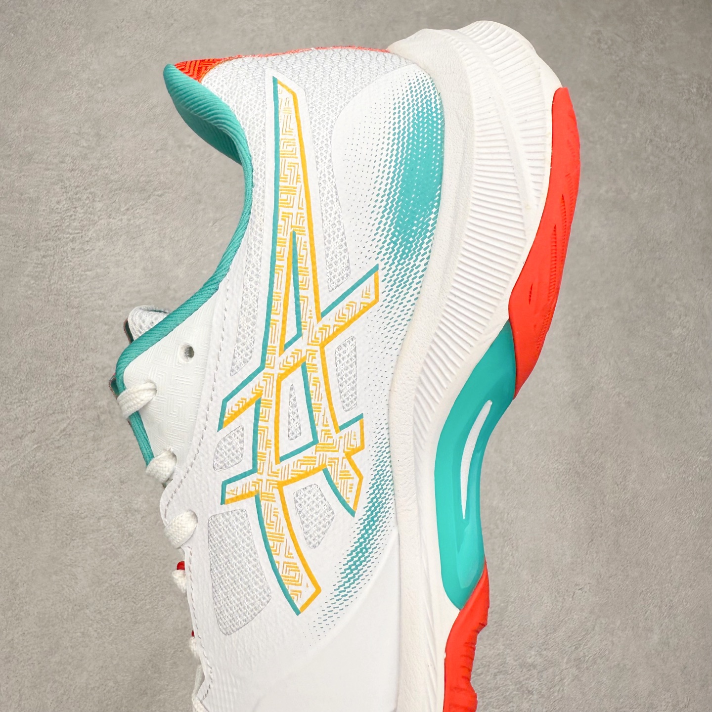 图片[7]-Asics NETBURNER BALLISTIC FF 4 亚瑟士舒适时尚潮流简约减震低帮训练鞋 DYNAWRAP 技术可提升稳定性 FLYTEFOAM 科技打造轻量缓冲组件 FLYTEFOAM Propel 技术鞋垫可提升吸震与回弹效果 TWISSTRUS 技术可提升速度与变向奔跑动作ASICSGRIP 科技可提升在球场上的抓地力 后足 GEL 缓冲科技可提供出色的避震效果AHAR 橡胶可提升耐用性 尺码：35 36 36.5 37 38 38.5 39 40 40.5 41 42 42.5 43 44 45-选品中心