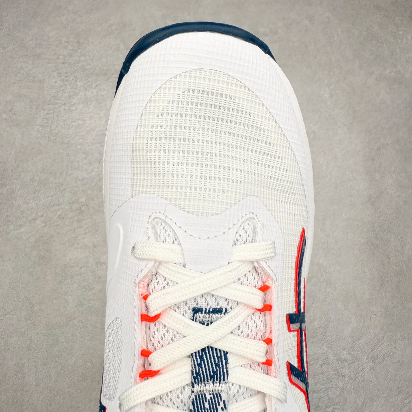 图片[4]-Asics NETBURNER BALLISTIC FF 4 亚瑟士舒适时尚潮流简约减震低帮训练鞋 DYNAWRAP 技术可提升稳定性 FLYTEFOAM 科技打造轻量缓冲组件 FLYTEFOAM Propel 技术鞋垫可提升吸震与回弹效果 TWISSTRUS 技术可提升速度与变向奔跑动作ASICSGRIP 科技可提升在球场上的抓地力 后足 GEL 缓冲科技可提供出色的避震效果AHAR 橡胶可提升耐用性 尺码：35 36 36.5 37 38 38.5 39 40 40.5 41 42 42.5 43 44 45-选品中心