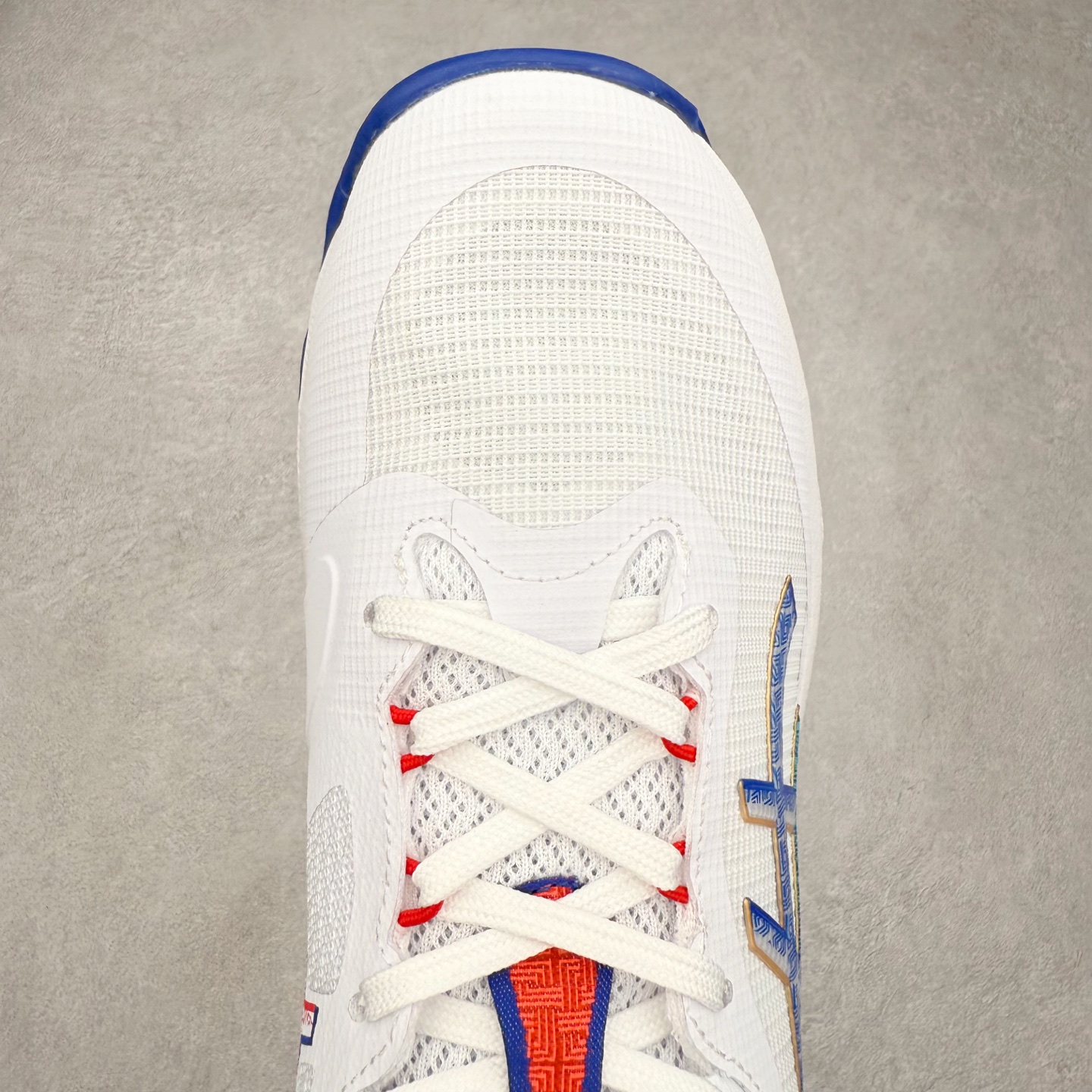 图片[4]-Asics NETBURNER BALLISTIC FF 4 亚瑟士舒适时尚潮流简约减震低帮训练鞋 DYNAWRAP 技术可提升稳定性 FLYTEFOAM 科技打造轻量缓冲组件 FLYTEFOAM Propel 技术鞋垫可提升吸震与回弹效果 TWISSTRUS 技术可提升速度与变向奔跑动作ASICSGRIP 科技可提升在球场上的抓地力 后足 GEL 缓冲科技可提供出色的避震效果AHAR 橡胶可提升耐用性 尺码：35 36 36.5 37 38 38.5 39 40 40.5 41 42 42.5 43 44 45-选品中心