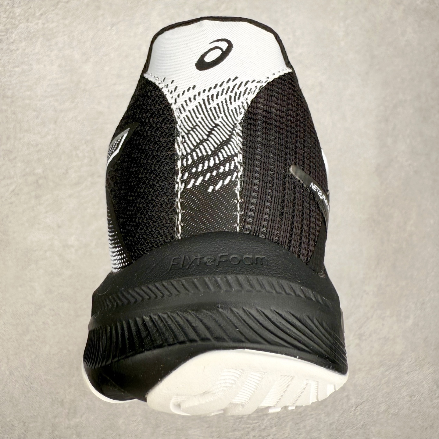 图片[8]-Asics NETBURNER BALLISTIC FF 4 亚瑟士舒适时尚潮流简约减震低帮训练鞋 DYNAWRAP 技术可提升稳定性 FLYTEFOAM 科技打造轻量缓冲组件 FLYTEFOAM Propel 技术鞋垫可提升吸震与回弹效果 TWISSTRUS 技术可提升速度与变向奔跑动作ASICSGRIP 科技可提升在球场上的抓地力 后足 GEL 缓冲科技可提供出色的避震效果AHAR 橡胶可提升耐用性 尺码：35 36 36.5 37 38 38.5 39 40 40.5 41 42 42.5 43 44 45-选品中心