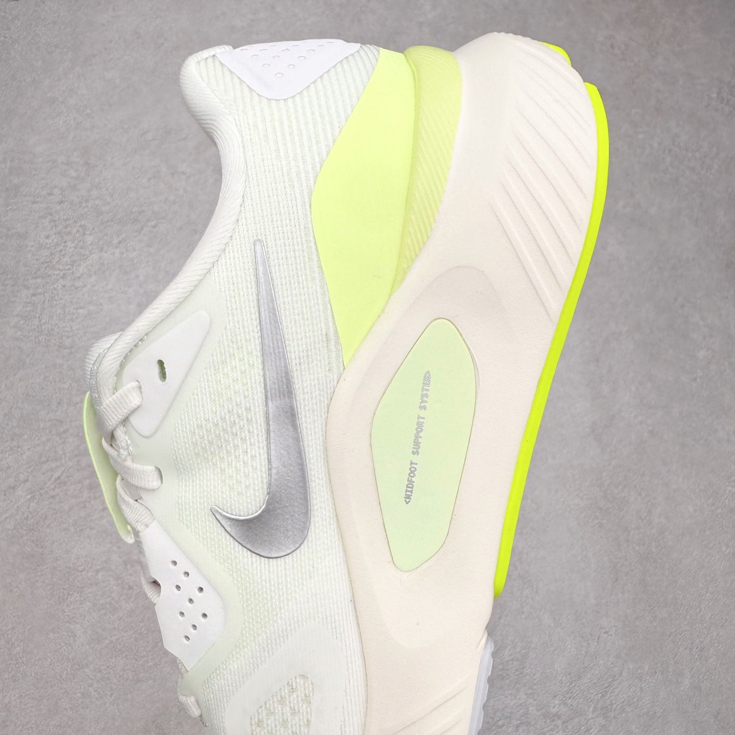 图片[7]-NK Zoom Structure 26 Light Armory 舒适百搭防滑耐磨 低帮 休闲跑步鞋 男女同款 实拍调校N版已经零色差零失真 百分百还原实物色彩所见即所得 不存在货不对板色差等低级问题 选购参考实物拍摄 不混卖不参货 只用心做好货严格选品 承诺混一赔十 尺码：36 36.5 37.5 38 38.5 39 40 40.5 41 42 42.5 43 44 44.5 45-选品中心