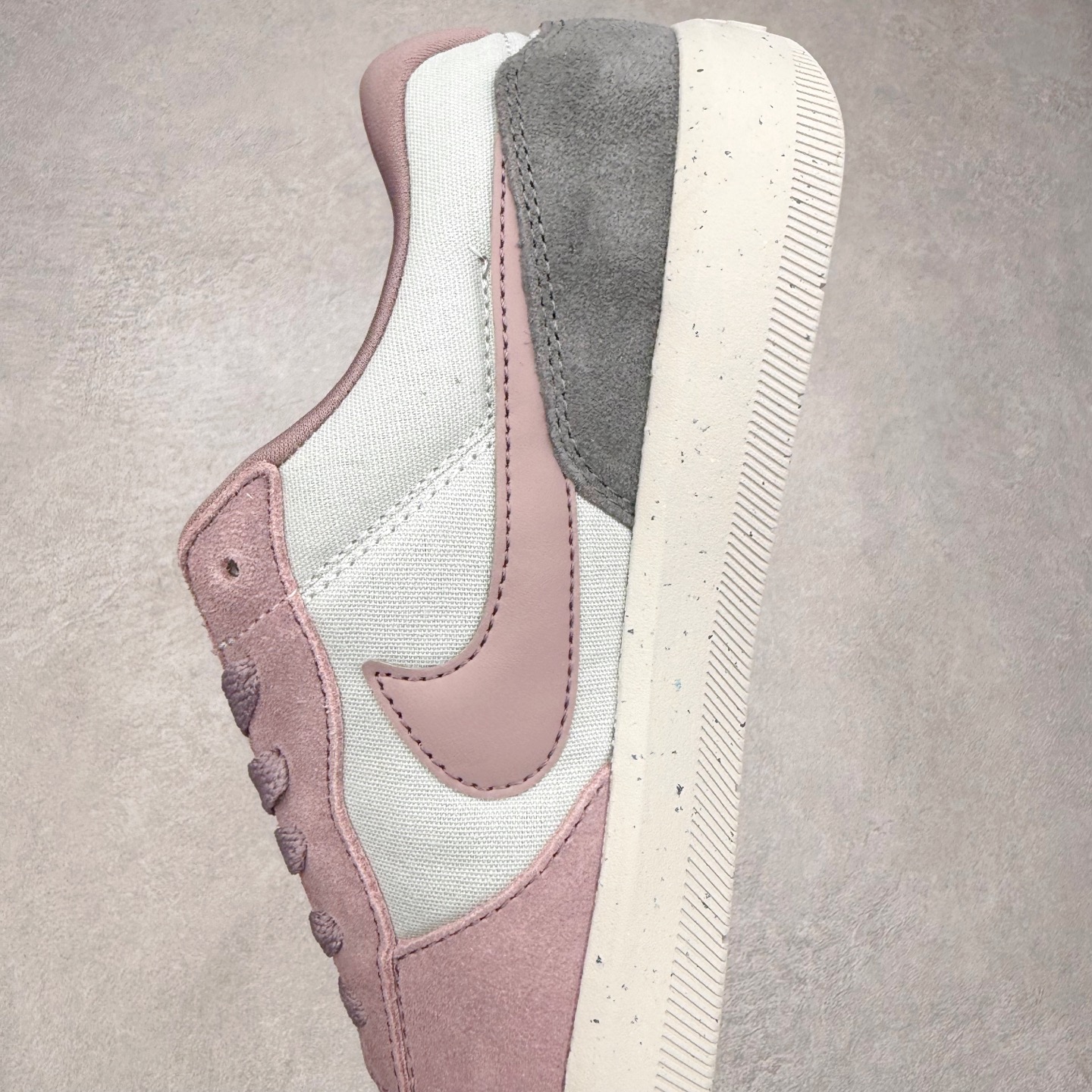 图片[7]-NK SB Force 58 空军58系列低帮休闲运动滑板板鞋 DV5477-010 鞋面由帆布和麂皮拼接 层次感丰富 搭配硫化外底 耐磨耐穿 鞋舌及中底后跟处饰有SB Logo 表明鞋款身份 采用包边设计 经久耐穿 硫化结构则有效提升灵活性 穿上这款全新推出的创意力作 助你耀动街头 尺码：36 36.5 37.5 38 38.5 39 40 40.5 41 42 42.5 43 44 45-选品中心