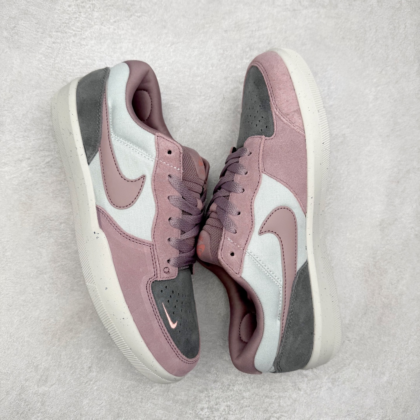 图片[3]-NK SB Force 58 空军58系列低帮休闲运动滑板板鞋 DV5477-010 鞋面由帆布和麂皮拼接 层次感丰富 搭配硫化外底 耐磨耐穿 鞋舌及中底后跟处饰有SB Logo 表明鞋款身份 采用包边设计 经久耐穿 硫化结构则有效提升灵活性 穿上这款全新推出的创意力作 助你耀动街头 尺码：36 36.5 37.5 38 38.5 39 40 40.5 41 42 42.5 43 44 45-选品中心