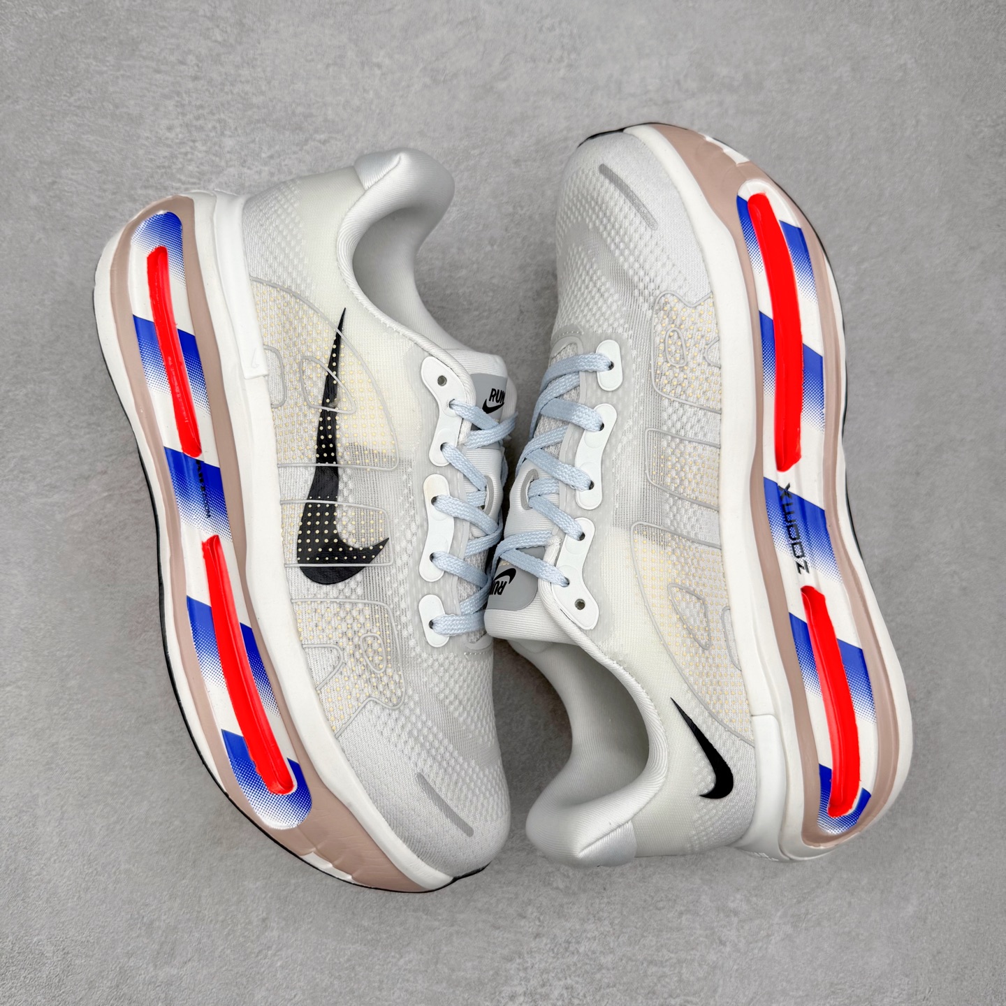 图片[3]-NK Vomero Premium 时尚舒适 网布防滑耐磨 低帮跑步鞋 HQ2050-308 实拍调校N版已经零色差零失真 百分百还原实物色彩所见即所得 不存在货不对板色差等低级问题 选购参考实物拍摄 不混卖不参货 只用心做好货严格选品 承诺混一赔十 尺码：36 36.5 37.5 38 38.5 39 40 40.5 41 42 42.5 43 44 44.5 45-选品中心