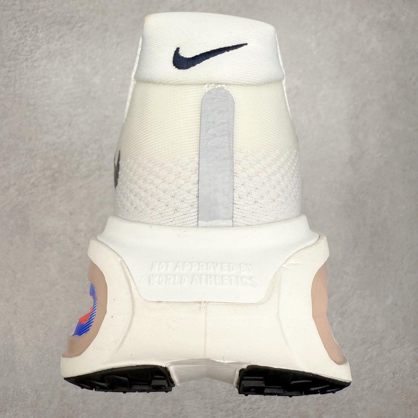 图片[8]-NK Vomero Premium 时尚舒适 网布防滑耐磨 低帮跑步鞋 HQ2050-308 实拍调校N版已经零色差零失真 百分百还原实物色彩所见即所得 不存在货不对板色差等低级问题 选购参考实物拍摄 不混卖不参货 只用心做好货严格选品 承诺混一赔十 尺码：36 36.5 37.5 38 38.5 39 40 40.5 41 42 42.5 43 44 44.5 45-选品中心