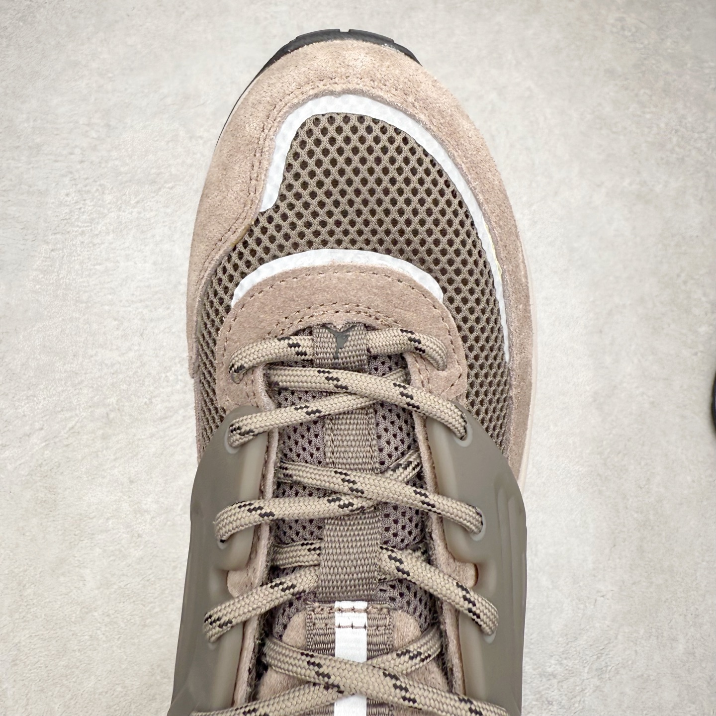 图片[4]-Jordan Trunner O/S AJ经典百搭透气生活休闲鞋 实拍调校N版已经零色差零失真 百分百还原实物色彩所见即所得 不存在货不对板色差等低级问题 选购参考实物拍摄 不混卖不参货 只用心做好货严格选品 承诺混一赔十 尺码：36 36.5 37.5 38 38.5 39 40 40.5 41 42 42.5 43 44 44.5 45-选品中心