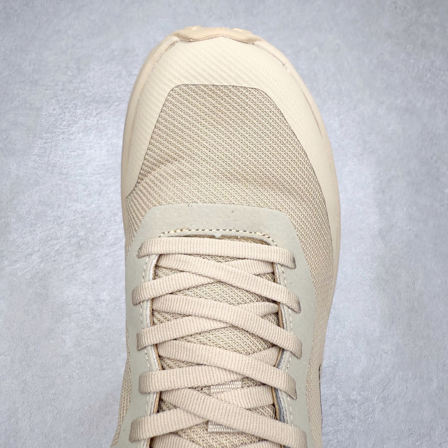 图片[4]-DESCENTE Dualis 迪桑特防水户外耐磨低帮生活休闲徒步登山鞋 DESCENTE（迪桑特）创立于1935年，品牌名取自法语词汇，意为“滑降”。品牌箭头标识代表滑雪的三种技术“高速直线滑行”、“穿越”和“侧滑”，也寓意品牌在打造高端专业运动产品中不断追求完美的创新精神，致力于成为中国高端专业滑雪、综训、女子、铁人三项、高尔夫的第一品牌。尺码：39 40 41 42 43 44 45-选品中心