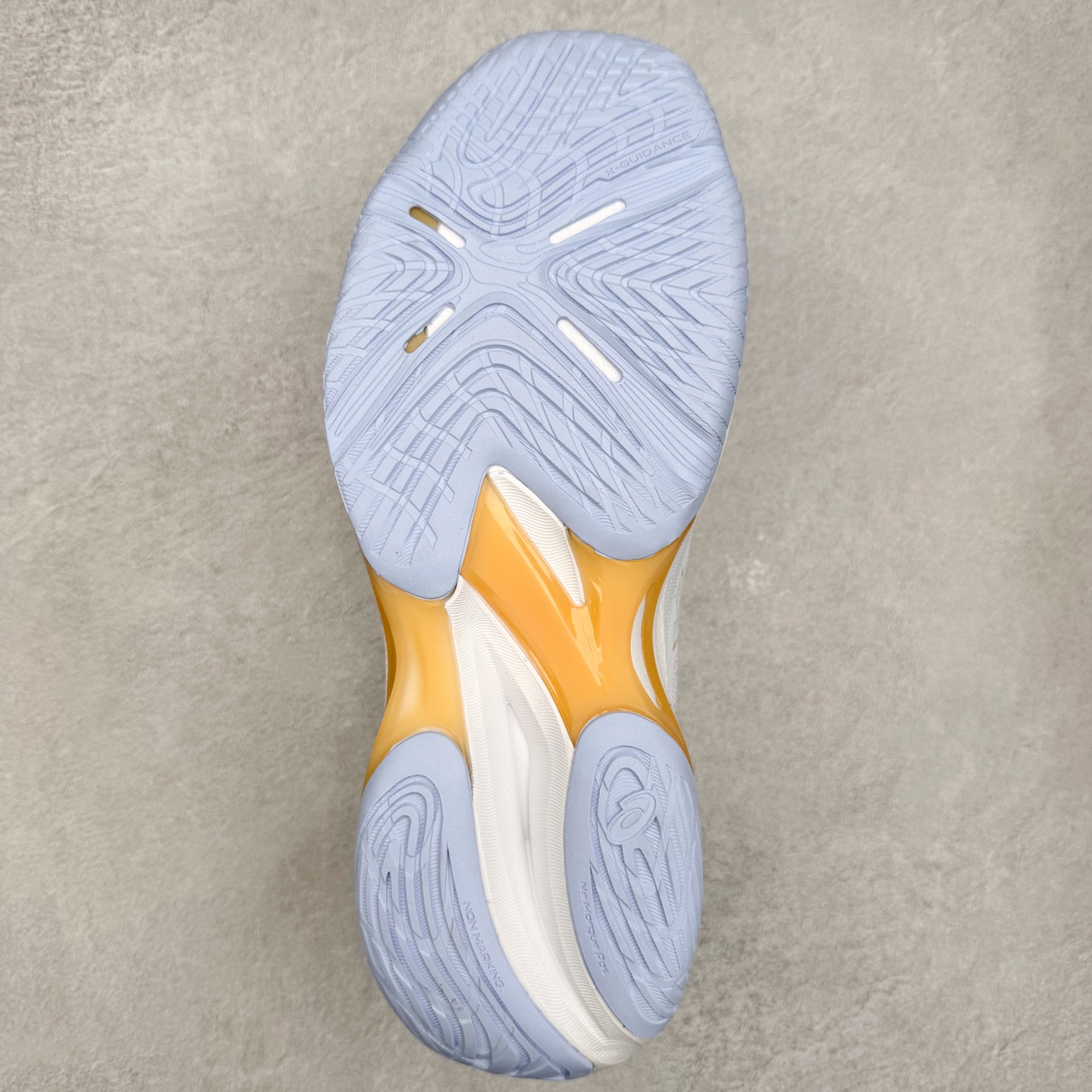 图片[9]-Asics NETBURNER BALLISTIC FF 4 亚瑟士舒适时尚潮流简约减震低帮训练鞋 DYNAWRAP 技术可提升稳定性 FLYTEFOAM 科技打造轻量缓冲组件 FLYTEFOAM Propel 技术鞋垫可提升吸震与回弹效果 TWISSTRUS 技术可提升速度与变向奔跑动作ASICSGRIP 科技可提升在球场上的抓地力 后足 GEL 缓冲科技可提供出色的避震效果AHAR 橡胶可提升耐用性 尺码：35 36 36.5 37 38 38.5 39 40 40.5 41 42 42.5 43 44 45-选品中心