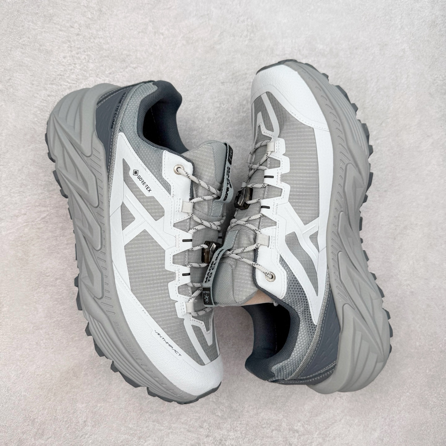 图片[3]-凯乐石 KAILAS 山行2代 GTX 25款舒适缓冲徒步 织物TPU减震防滑透气包裹性轻便低帮超强抓地力越野跑步鞋 KAILAS凯乐石品牌是全球三大全系攀登品牌之一，于2003年创立于中国广州，致力于为有攀登梦想的户外运动员及爱好者，研发制造功能性专业装备，满足他们在极限环境下安全舒适的需求，凯乐石专注于科技面料的开发及专业功能设计，产品线覆盖登山、攀岩、徒步、越野跑山、露营、旅行等多项户外运动，通过运动员的测试反馈，不断进化迭代，产品荣获国内外大奖71座，发明专利21个，更突破性的自主研发攀登器械，打造出中国的攀登硬实力。实拍调校N版已经零色差零失真 百分百还原实物色彩所见即所得 不存在货不对板色差等低级问题 选购参考实物拍摄 不混卖不参货 只用心做好货严格选品 承诺混一赔十 尺码：36 36.5 37.5 38 38.5 39 40 40.5 41 42 42.5 43 44 44.5 45-选品中心