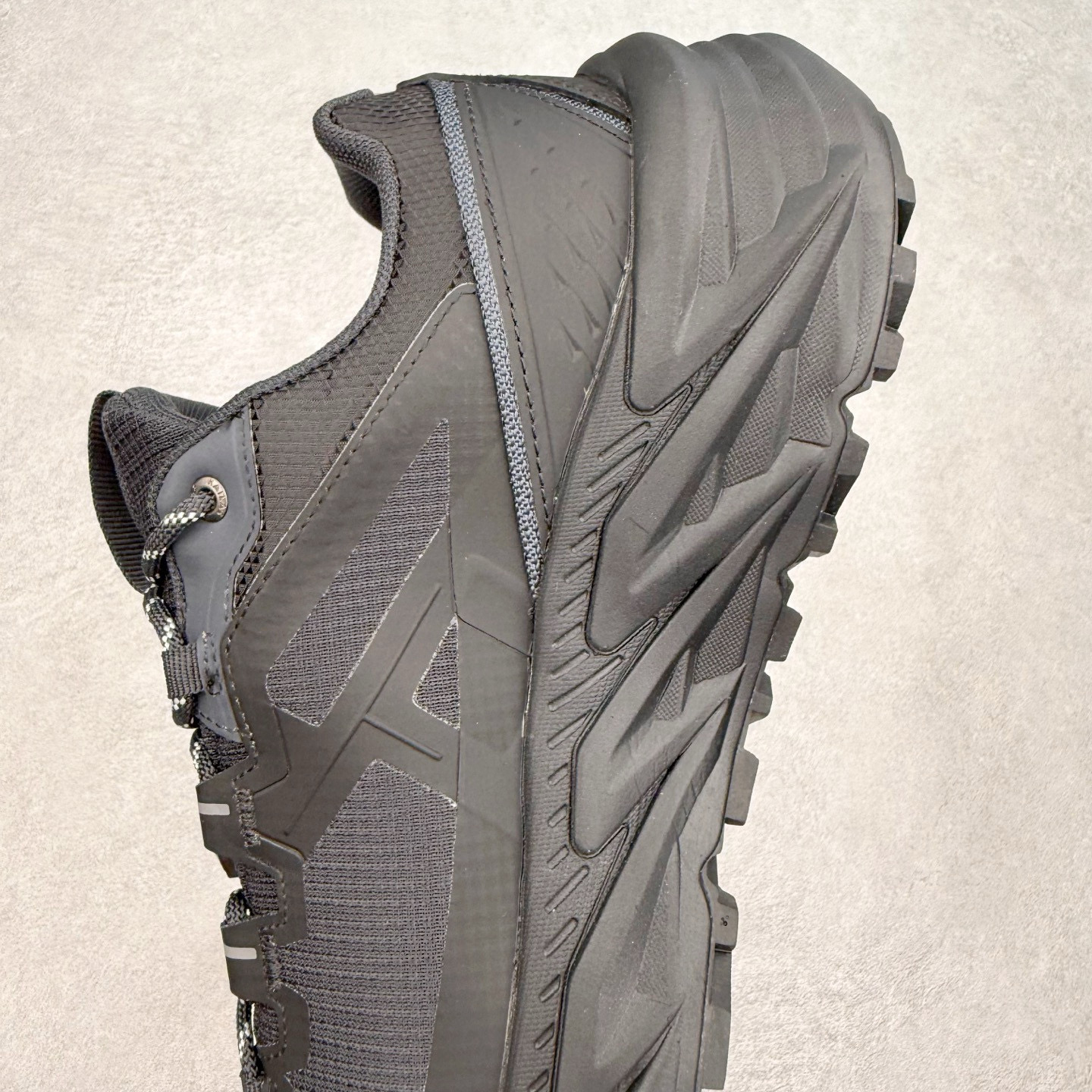 图片[7]-凯乐石 KAILAS 山行2代 GTX 25款舒适缓冲徒步 织物TPU减震防滑透气包裹性轻便低帮超强抓地力越野跑步鞋 KAILAS凯乐石品牌是全球三大全系攀登品牌之一，于2003年创立于中国广州，致力于为有攀登梦想的户外运动员及爱好者，研发制造功能性专业装备，满足他们在极限环境下安全舒适的需求，凯乐石专注于科技面料的开发及专业功能设计，产品线覆盖登山、攀岩、徒步、越野跑山、露营、旅行等多项户外运动，通过运动员的测试反馈，不断进化迭代，产品荣获国内外大奖71座，发明专利21个，更突破性的自主研发攀登器械，打造出中国的攀登硬实力。实拍调校N版已经零色差零失真 百分百还原实物色彩所见即所得 不存在货不对板色差等低级问题 选购参考实物拍摄 不混卖不参货 只用心做好货严格选品 承诺混一赔十 尺码：36 36.5 37.5 38 38.5 39 40 40.5 41 42 42.5 43 44 44.5 45-选品中心