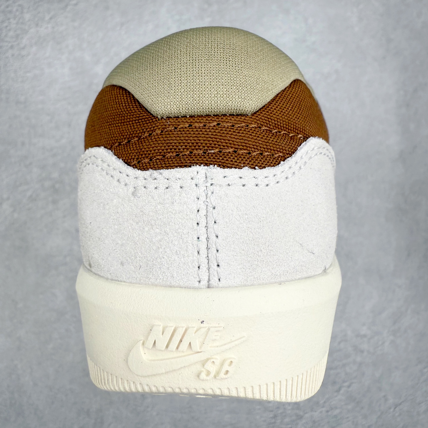 图片[8]-NK SB Force 58 空军58系列低帮休闲运动滑板板鞋 DV5477-202 鞋面由帆布和麂皮拼接 层次感丰富 搭配硫化外底 耐磨耐穿 鞋舌及中底后跟处饰有SB Logo 表明鞋款身份 采用包边设计 经久耐穿 硫化结构则有效提升灵活性 穿上这款全新推出的创意力作 助你耀动街头 尺码：36 36.5 37.5 38 38.5 39 40 40.5 41 42 42.5 43 44 45-选品中心