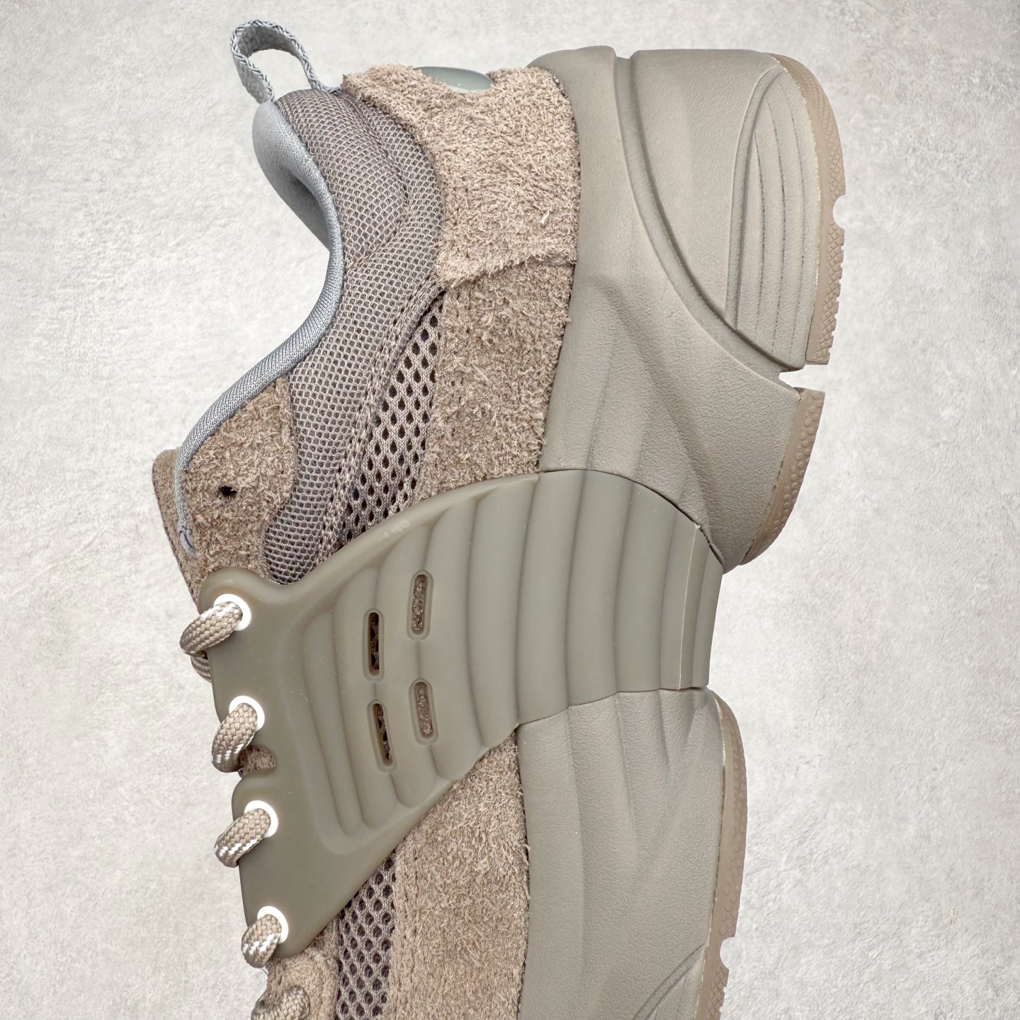 图片[7]-Jordan Trunner O/S AJ经典百搭透气生活休闲鞋 实拍调校N版已经零色差零失真 百分百还原实物色彩所见即所得 不存在货不对板色差等低级问题 选购参考实物拍摄 不混卖不参货 只用心做好货严格选品 承诺混一赔十 尺码：36 36.5 37.5 38 38.5 39 40 40.5 41 42 42.5 43 44 44.5 45-选品中心