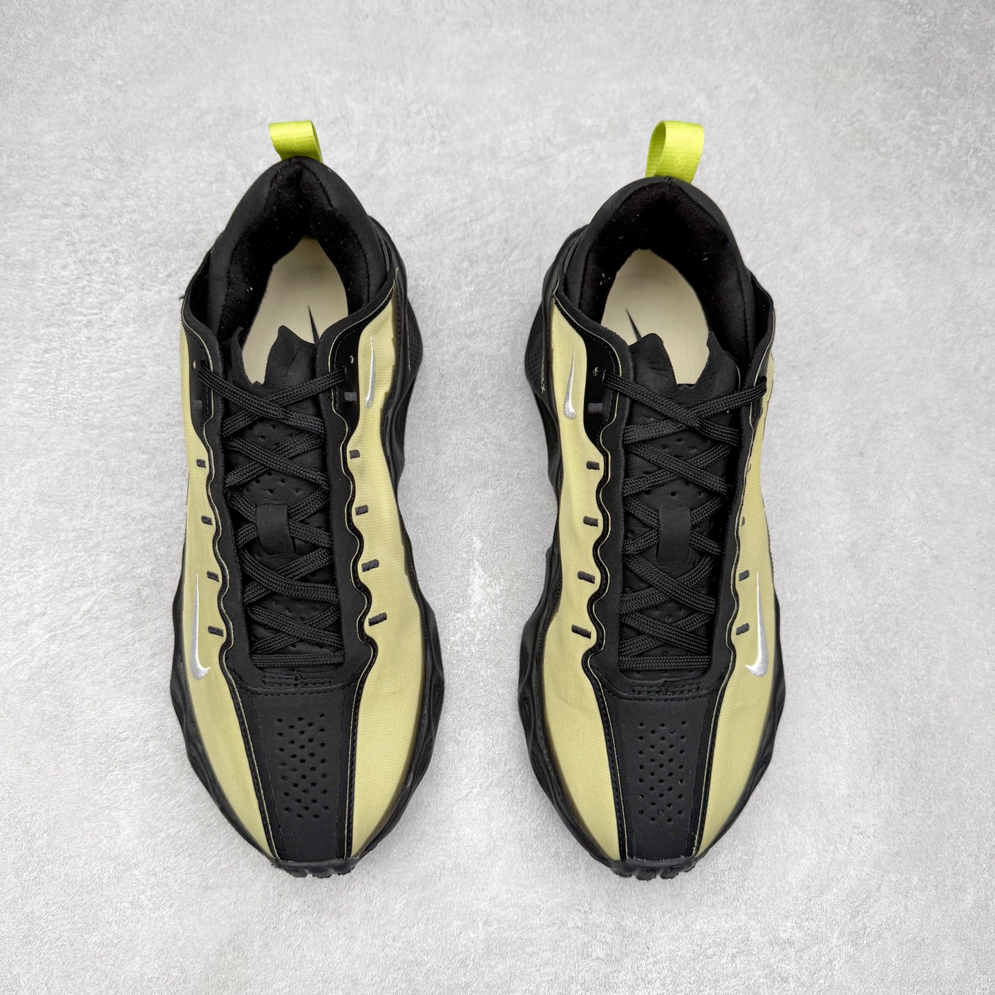 图片[2]-HYEIN SEO x NK Ava Rover 百搭舒适耐磨低帮跑步鞋 男女同款 流线型轮廓，通过轻薄物料鞋面结合 TPU 网格状支撑示人，增厚的中底材质选用 ReactX 加持，华夫外底收尾。鞋垫与后跟鞋提，克制点缀 Hyein Seo 字样。鞋垫与鞋提则采用菱形格纹的变化元素呈现。实拍调校N版已经零色差零失真 百分百还原实物色彩所见即所得 不存在货不对板色差等低级问题 选购参考实物拍摄 不混卖不参货 只用心做好货严格选品 承诺混一赔十 尺码：36 36.5 37.5 38 38.5 39 40 40.5 41 42 42.5 43 44 44.5 45-选品中心