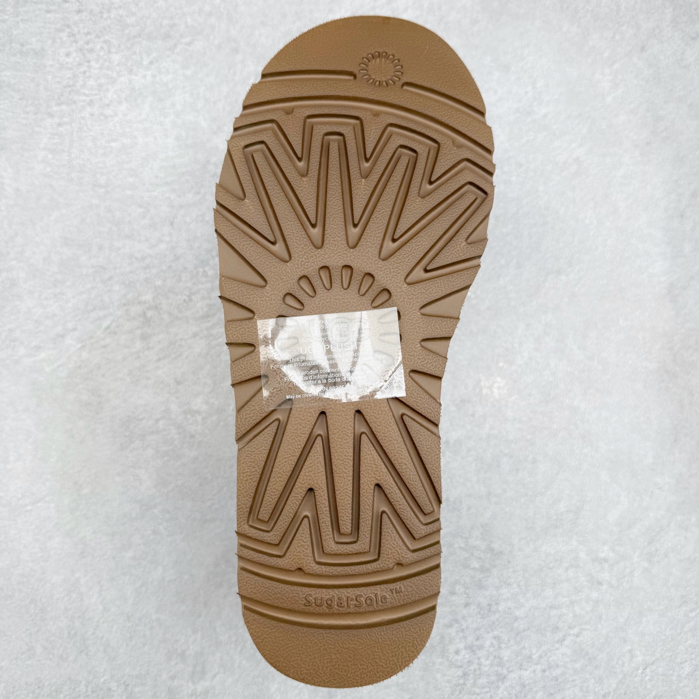 图片[9]-＃GX UGG 2553 民族风半拖秋冬羊皮毛一体雪地靴 全鞋采用ZP同厂 隆丰A级澳洲进口羊皮毛一体 品牌代工厂生产线 完全遵循ZP工艺流程 代工厂原厂版师 秉承无原鞋不开发选择 注重每一处细节 市面最正版型 TREADLITE\\\”轻翼\\\”科技外底 轻便/耐用/柔韧/桩型【售后郑重承诺】一个月内若出现重大脱胶/断底等质量问题 直接为您换新！尺码：35 36 37 38 39 40-选品中心