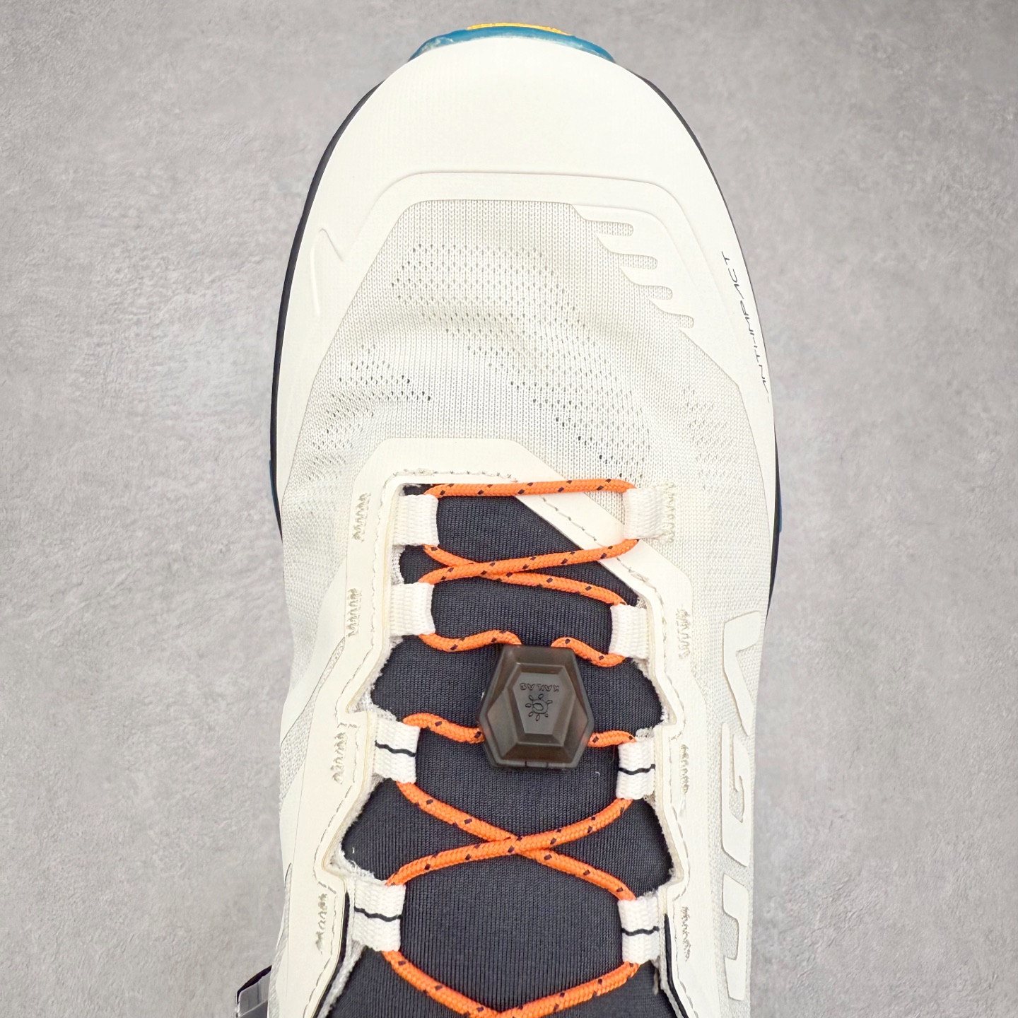 图片[4]-凯乐石 KAILAS FUGA EX3 BOA 25款舒适缓冲徒步 织物TPU减震防滑透气包裹性轻便低帮 超强抓地力越野跑步鞋 KAILAS凯乐石品牌是全球三大全系攀登品牌之一，于2003年创立于中国广州，致力于为有攀登梦想的户外运动员及爱好者，研发制造功能性专业装备，满足他们在极限环境下安全舒适的需求，凯乐石专注于科技面料的开发及专业功能设计，产品线覆盖登山、攀岩、徒步、越野跑山、露营、旅行等多项户外运动，通过运动员的测试反馈，不断进化迭代，产品荣获国内外大奖71座，发明专利21个，更突破性的自主研发攀登器械，打造出中国的攀登硬实力。实拍调校N版已经零色差零失真 百分百还原实物色彩所见即所得 不存在货不对板色差等低级问题 选购参考实物拍摄 不混卖不参货 只用心做好货严格选品 承诺混一赔十 尺码：36 36.5 37.5 38 38.5 39 40 40.5 41 42 42.5 43 44 44.5 45-选品中心