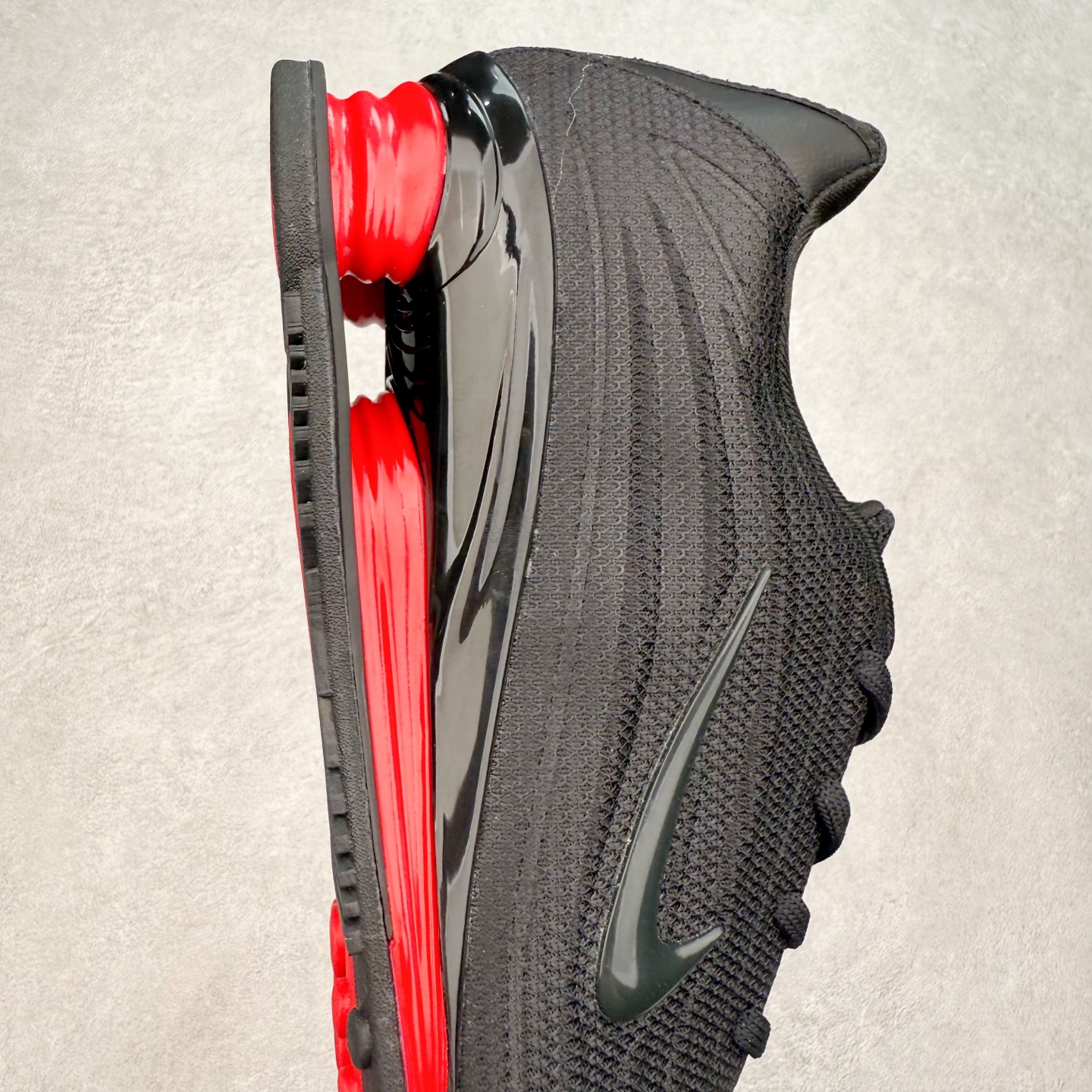 图片[6]-NK SHOX Z 舒适柔软减震回弹生活休闲鞋 男女同款 实拍调校N版已经零色差零失真 百分百还原实物色彩所见即所得 不存在货不对板色差等低级问题 选购参考实物拍摄 不混卖不参货 只用心做好货严格选品 承诺混一赔十 尺码：36 36.5 37.5 38 38.5 39 40 40.5 41 42 42.5 43 44 44.5 45-选品中心