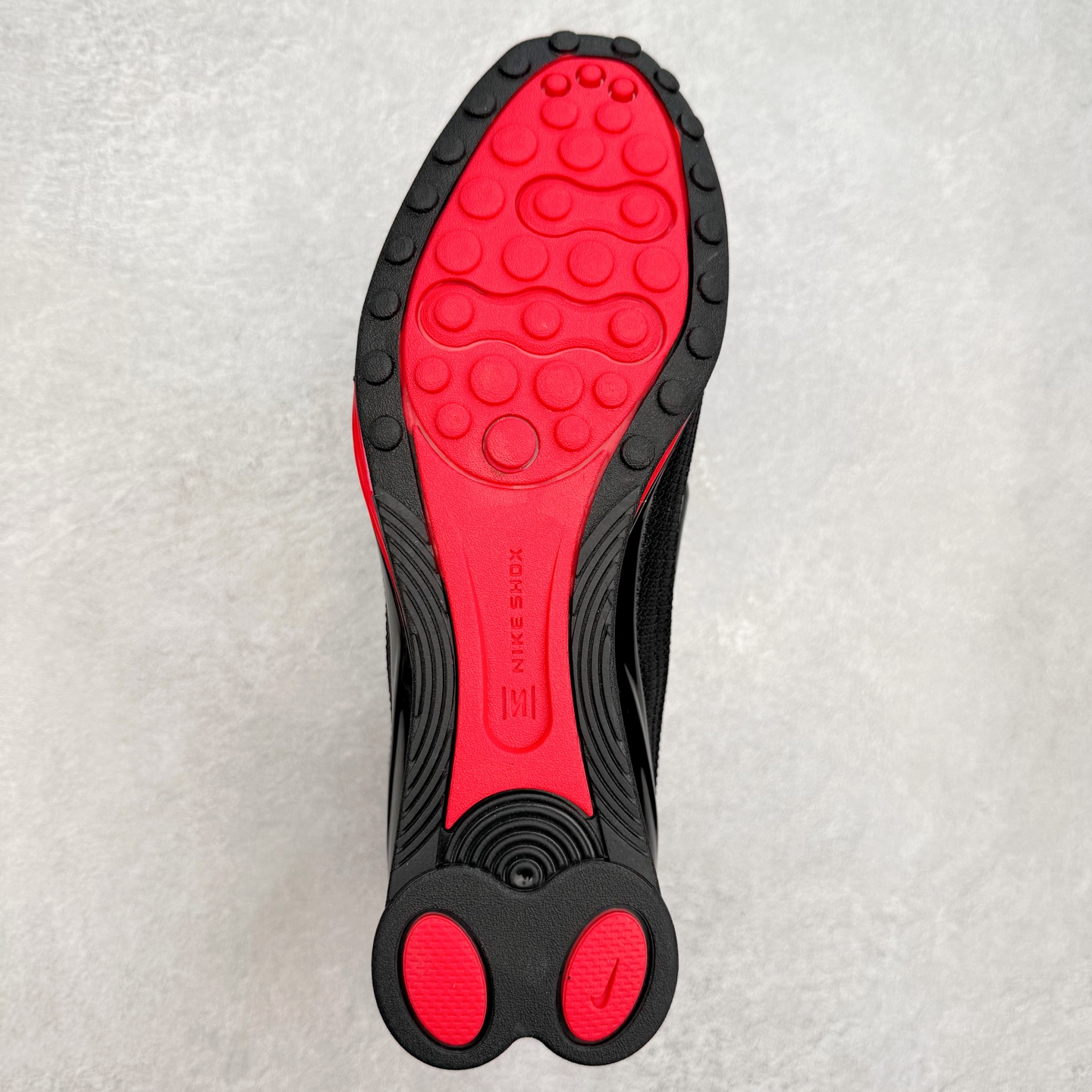 图片[9]-NK SHOX Z 舒适柔软减震回弹生活休闲鞋 男女同款 实拍调校N版已经零色差零失真 百分百还原实物色彩所见即所得 不存在货不对板色差等低级问题 选购参考实物拍摄 不混卖不参货 只用心做好货严格选品 承诺混一赔十 尺码：36 36.5 37.5 38 38.5 39 40 40.5 41 42 42.5 43 44 44.5 45-选品中心