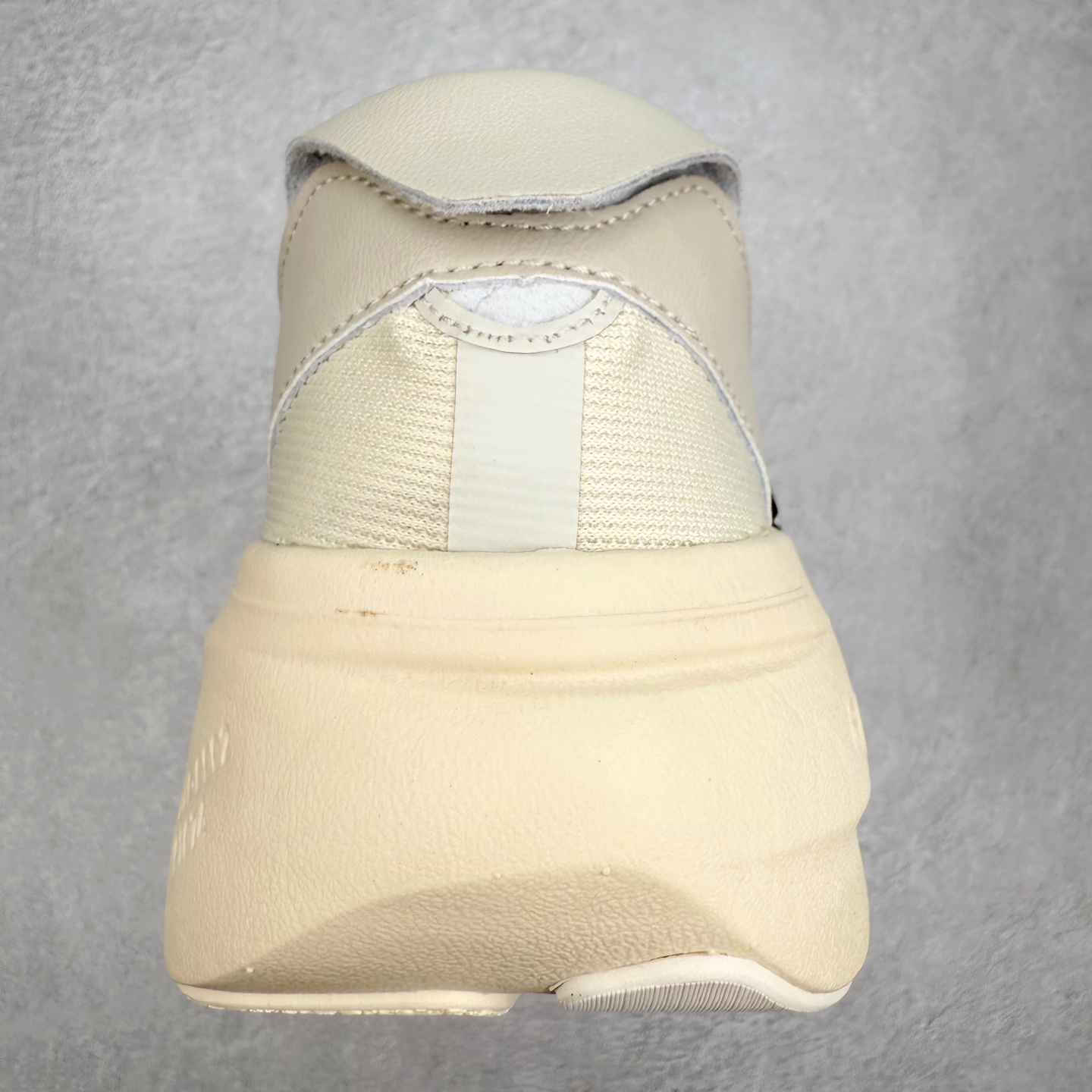 图片[8]-Y-3 皮革绒面革 百搭时尚 防滑 低帮 生活休闲鞋 男女同款 实拍调校N版已经零色差零失真 百分百还原实物色彩所见即所得 不存在货不对板色差等低级问题 选购参考实物拍摄 不混卖不参货 只用心做好货严格选品 承诺混一赔十 尺码：36 36.5 37.5 38 38.5 39 40 40.5 41 42 42.5 43 44 44.5 45-选品中心