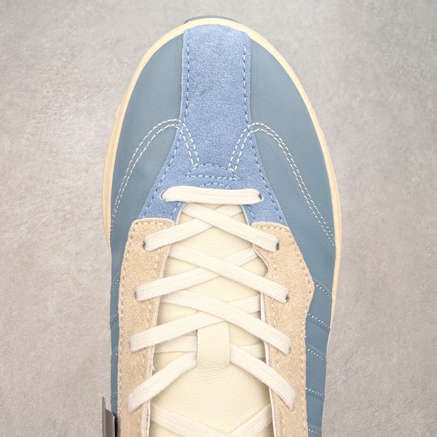 图片[4]-Y-3 皮革绒面革 百搭时尚 防滑 低帮 生活休闲鞋 男女同款 实拍调校N版已经零色差零失真 百分百还原实物色彩所见即所得 不存在货不对板色差等低级问题 选购参考实物拍摄 不混卖不参货 只用心做好货严格选品 承诺混一赔十 尺码：36 36.5 37.5 38 38.5 39 40 40.5 41 42 42.5 43 44 44.5 45-选品中心