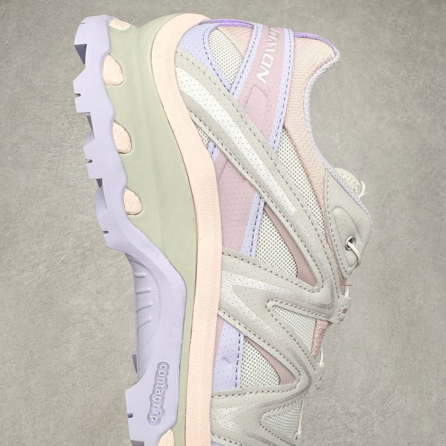 图片[6]-＃HP纯原 Salomon XT-QUEST ADV 萨洛蒙潮流越野机能户外功能鞋 纯原外贸平台特供订单 耗时半年巨作 全套原纸板楦头开发 原厂特供网布配套加持 确保原汁原味 完美呈现版型 原档数据独家私模五层组合大底 男女鞋同步官方开发至46.5 原装Ortholite轻量化鞋垫 中底布带钢印编号 原厂TPU锁扣 进口港宝加持 后跟自然饱满 还原公司包裹性 基于 SALOMON 初代 XT 鞋身造型并搭载 4D ADVANCED CHASSIS™ 大底打造而成 为这款 XT-QUEST 带来了多项足部控制与保护等功能性 如在运动过程中控制左右晃动的过程而提高稳定性、改善长途越野过程中足中到足尖的过渡、提高感知岩石的精确度以抵抗尖锐物体对脚底的伤害以及采用动态缓冲来增强穿着舒适感 从而减轻疲劳感 使 XT-QUEST 成为一双舒适且安全的户外之履 尺码：36 36.5 37.5 38 38.5 39 40 40.5 41 42 42.5 43 44 44.5 45 46.5-选品中心