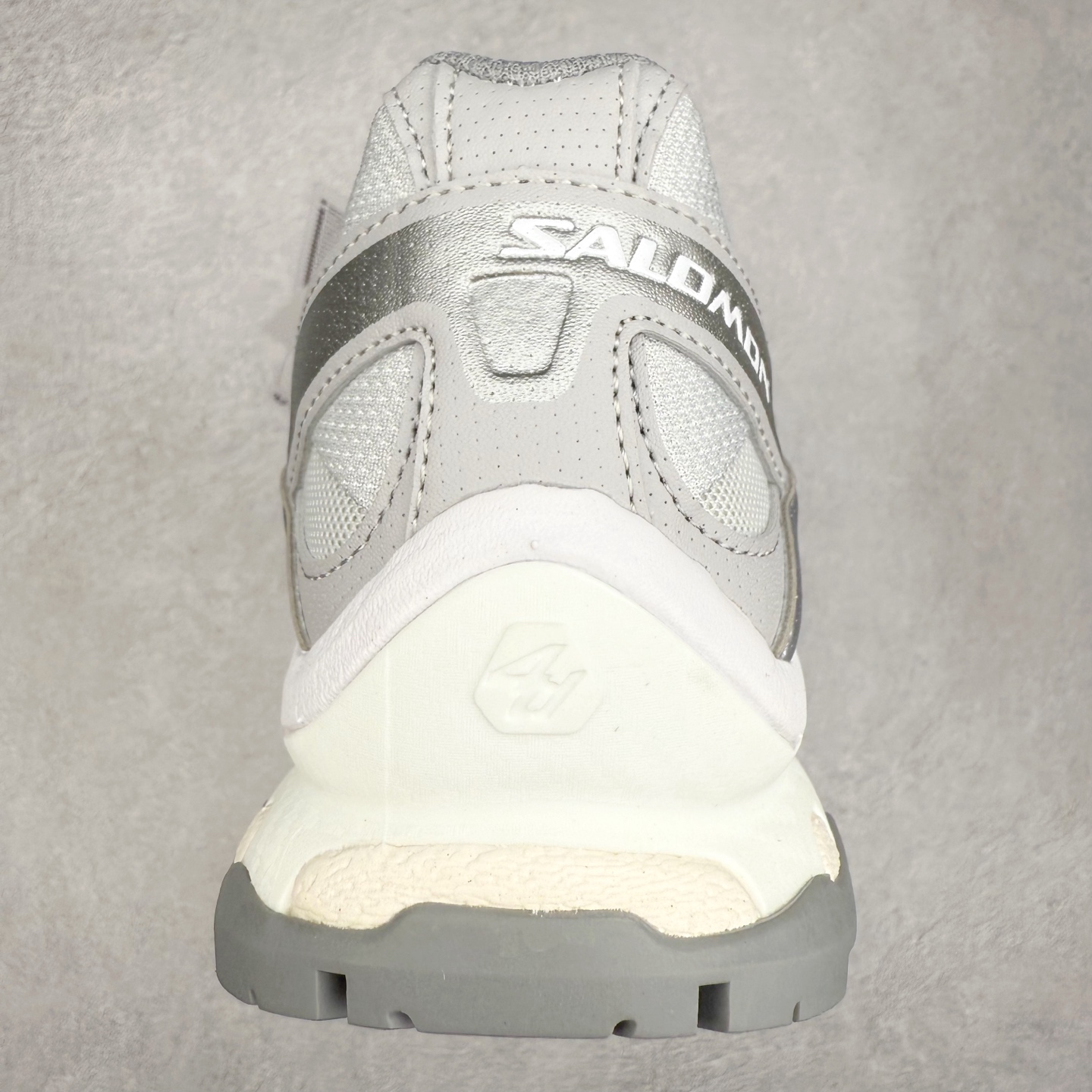 图片[8]-＃HP纯原 Salomon XT-QUEST ADV 萨洛蒙潮流越野机能户外功能鞋 纯原外贸平台特供订单 耗时半年巨作 全套原纸板楦头开发 原厂特供网布配套加持 确保原汁原味 完美呈现版型 原档数据独家私模五层组合大底 男女鞋同步官方开发至46.5 原装Ortholite轻量化鞋垫 中底布带钢印编号 原厂TPU锁扣 进口港宝加持 后跟自然饱满 还原公司包裹性 基于 SALOMON 初代 XT 鞋身造型并搭载 4D ADVANCED CHASSIS™ 大底打造而成 为这款 XT-QUEST 带来了多项足部控制与保护等功能性 如在运动过程中控制左右晃动的过程而提高稳定性、改善长途越野过程中足中到足尖的过渡、提高感知岩石的精确度以抵抗尖锐物体对脚底的伤害以及采用动态缓冲来增强穿着舒适感 从而减轻疲劳感 使 XT-QUEST 成为一双舒适且安全的户外之履 尺码：36 36.5 37.5 38 38.5 39 40 40.5 41 42 42.5 43 44 44.5 45 46.5-选品中心