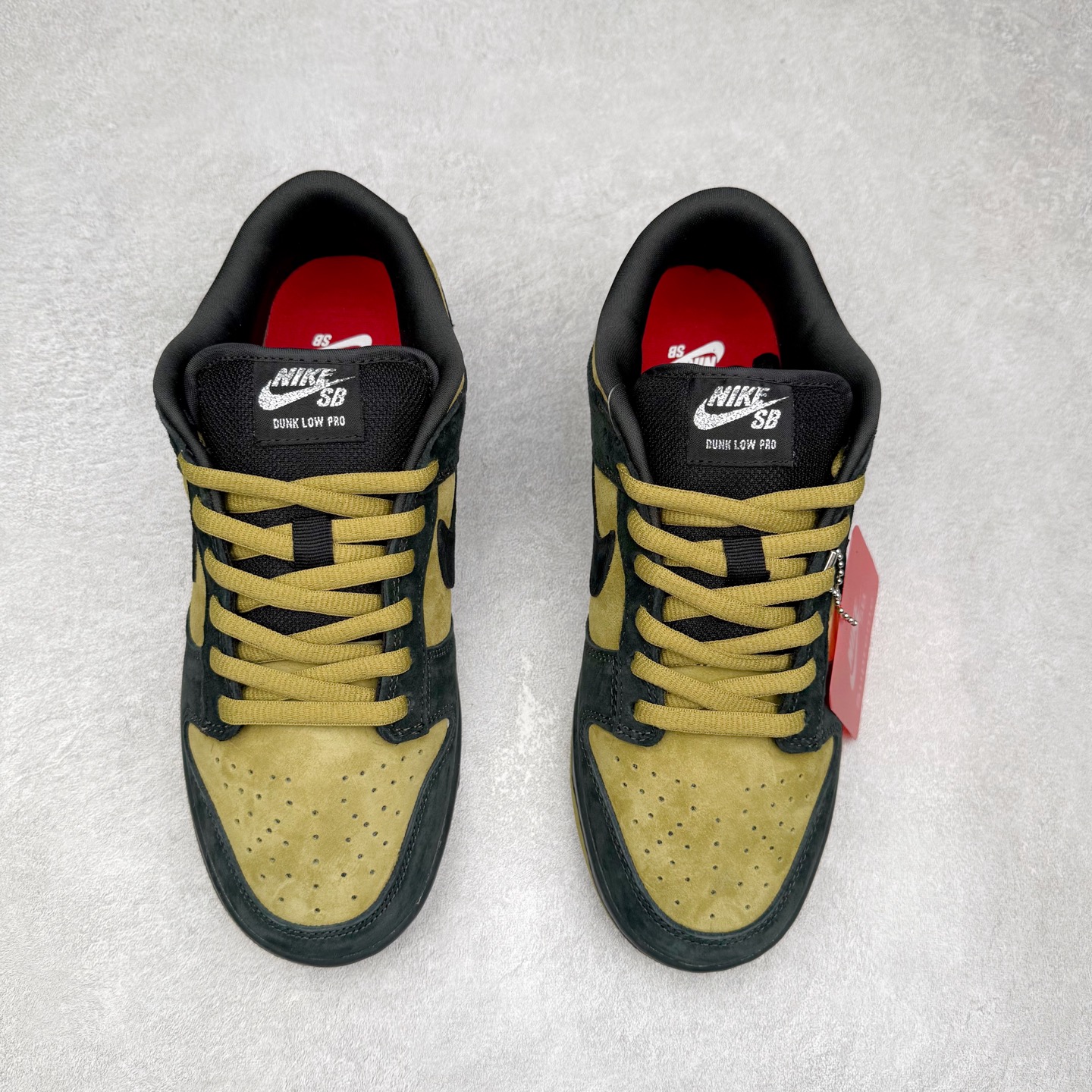 图片[2]-＃F版 NK SB Dunk Low HQ8487-300 极限压缩利润空间 超乎所想的高性价比 用料绝不含糊 原盒原配 正确耐磨橡胶大底 超高清洁度 全鞋零毛边皮料切割 全套原楦原模倾力打造完美版型 尺码：36 36.5 37.5 38 38.5 39 40 40.5 41 42 42.5 43 44 44.5 45 46 47.5-选品中心