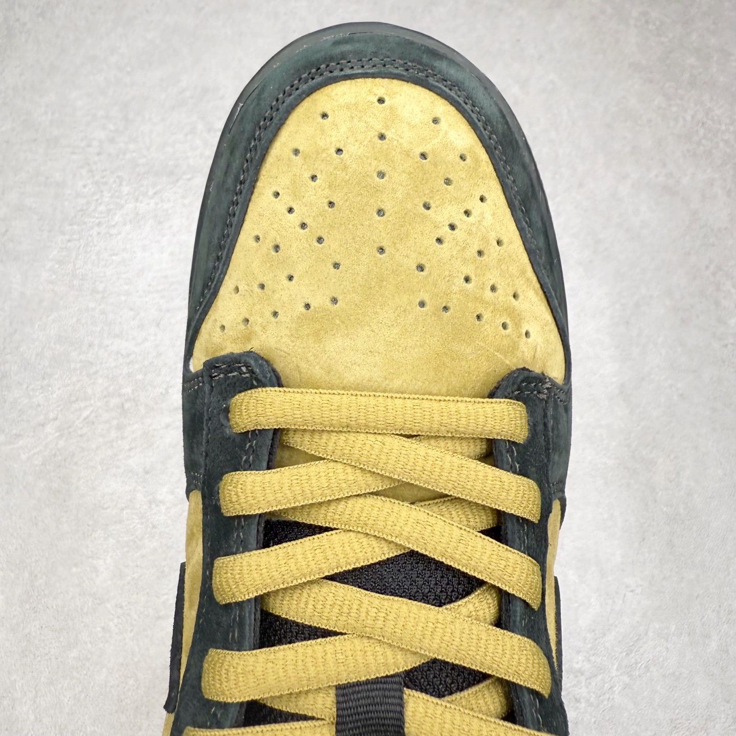 图片[4]-＃F版 NK SB Dunk Low HQ8487-300 极限压缩利润空间 超乎所想的高性价比 用料绝不含糊 原盒原配 正确耐磨橡胶大底 超高清洁度 全鞋零毛边皮料切割 全套原楦原模倾力打造完美版型 尺码：36 36.5 37.5 38 38.5 39 40 40.5 41 42 42.5 43 44 44.5 45 46 47.5-选品中心