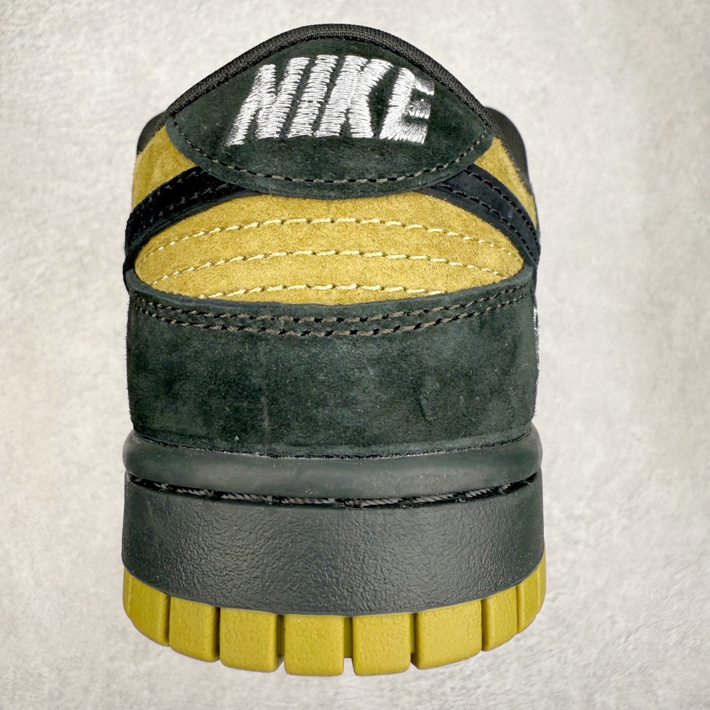 图片[8]-＃F版 NK SB Dunk Low HQ8487-300 极限压缩利润空间 超乎所想的高性价比 用料绝不含糊 原盒原配 正确耐磨橡胶大底 超高清洁度 全鞋零毛边皮料切割 全套原楦原模倾力打造完美版型 尺码：36 36.5 37.5 38 38.5 39 40 40.5 41 42 42.5 43 44 44.5 45 46 47.5-选品中心