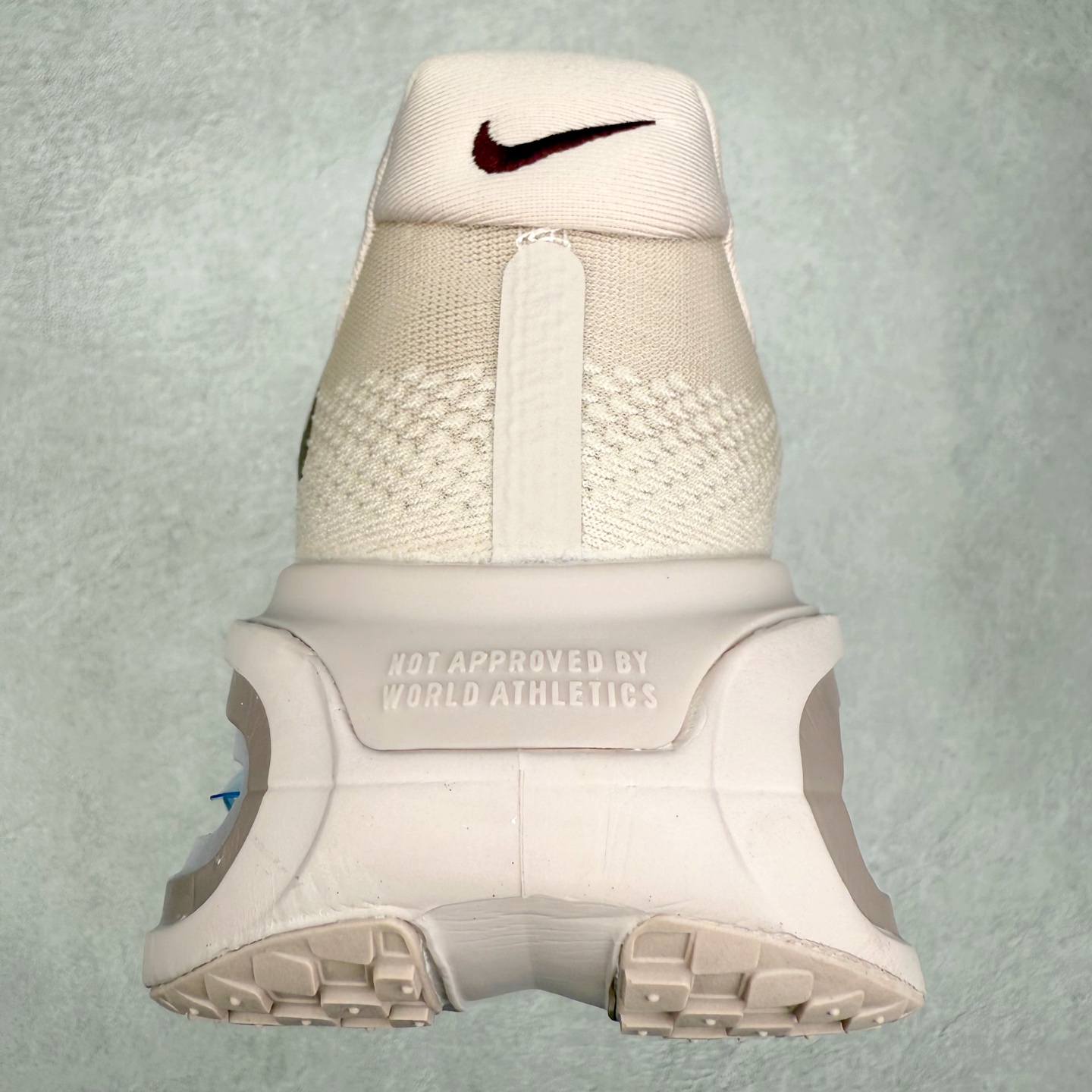 图片[8]-NK Vomero Premium 时尚舒适 网布防滑耐磨 低帮跑步鞋 HQ5963-607 实拍调校N版已经零色差零失真 百分百还原实物色彩所见即所得 不存在货不对板色差等低级问题 选购参考实物拍摄 不混卖不参货 只用心做好货严格选品 承诺混一赔十 尺码：36 36.5 37.5 38 38.5 39 40 40.5 41 42 42.5 43 44 44.5 45-选品中心