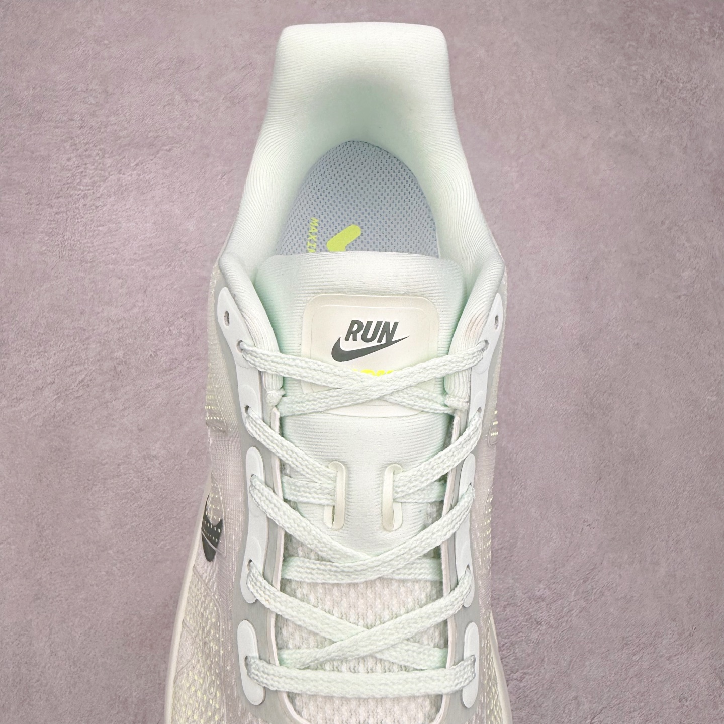 图片[5]-NK Vomero Premium 时尚舒适 网布防滑耐磨 低帮跑步鞋 HQ2050-300 实拍调校N版已经零色差零失真 百分百还原实物色彩所见即所得 不存在货不对板色差等低级问题 选购参考实物拍摄 不混卖不参货 只用心做好货严格选品 承诺混一赔十 尺码：36 36.5 37.5 38 38.5 39 40 40.5 41 42 42.5 43 44 44.5 45-选品中心