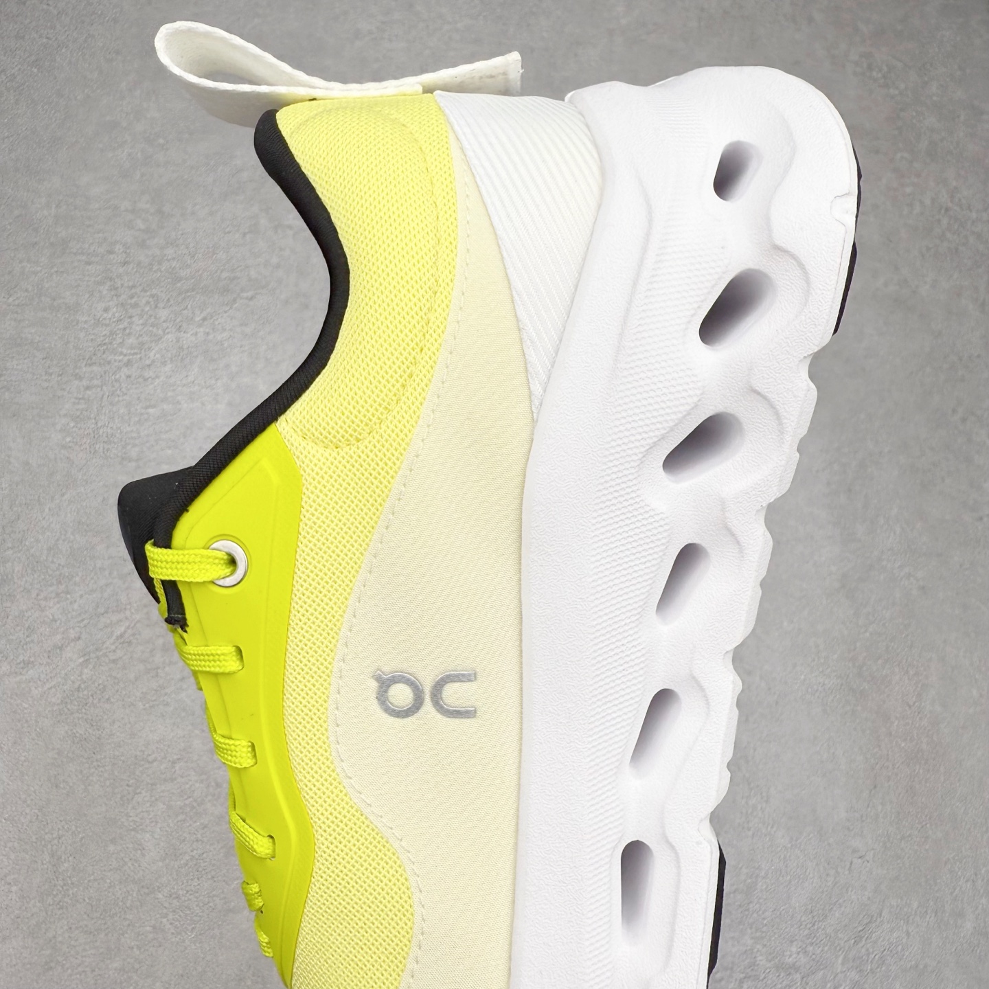 图片[7]-＃M纯原 LOEWE x On Cloudtilt 2.0 昂跑罗意威联名 圆头系带生活休闲鞋 此运动品牌 开创于2010年 缓震着陆、强效回弹、轻柔质感的设计构思始终是ON研制关键 与此同时基于“为全球提供革新性的跑步感受”信念 陆续推出了多款跑鞋及其以专业运动人体跑步工程学为设计关键的功能性跑步服饰设备 让跑者不费力气地畅快畅跑 尺码：36 36.5 37.5 38 38.5 39 40 40.5 41 42 42.5 43 44 44.5 45 46-选品中心