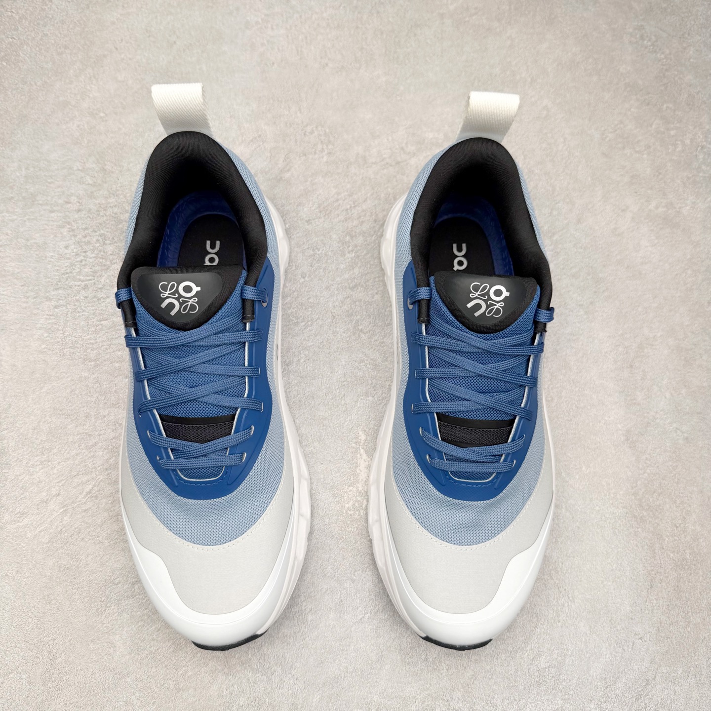 图片[2]-＃M纯原 LOEWE x On Cloudtilt 2.0 昂跑罗意威联名 圆头系带生活休闲鞋 此运动品牌 开创于2010年 缓震着陆、强效回弹、轻柔质感的设计构思始终是ON研制关键 与此同时基于“为全球提供革新性的跑步感受”信念 陆续推出了多款跑鞋及其以专业运动人体跑步工程学为设计关键的功能性跑步服饰设备 让跑者不费力气地畅快畅跑 尺码：36 36.5 37.5 38 38.5 39 40 40.5 41 42 42.5 43 44 44.5 45 46-选品中心