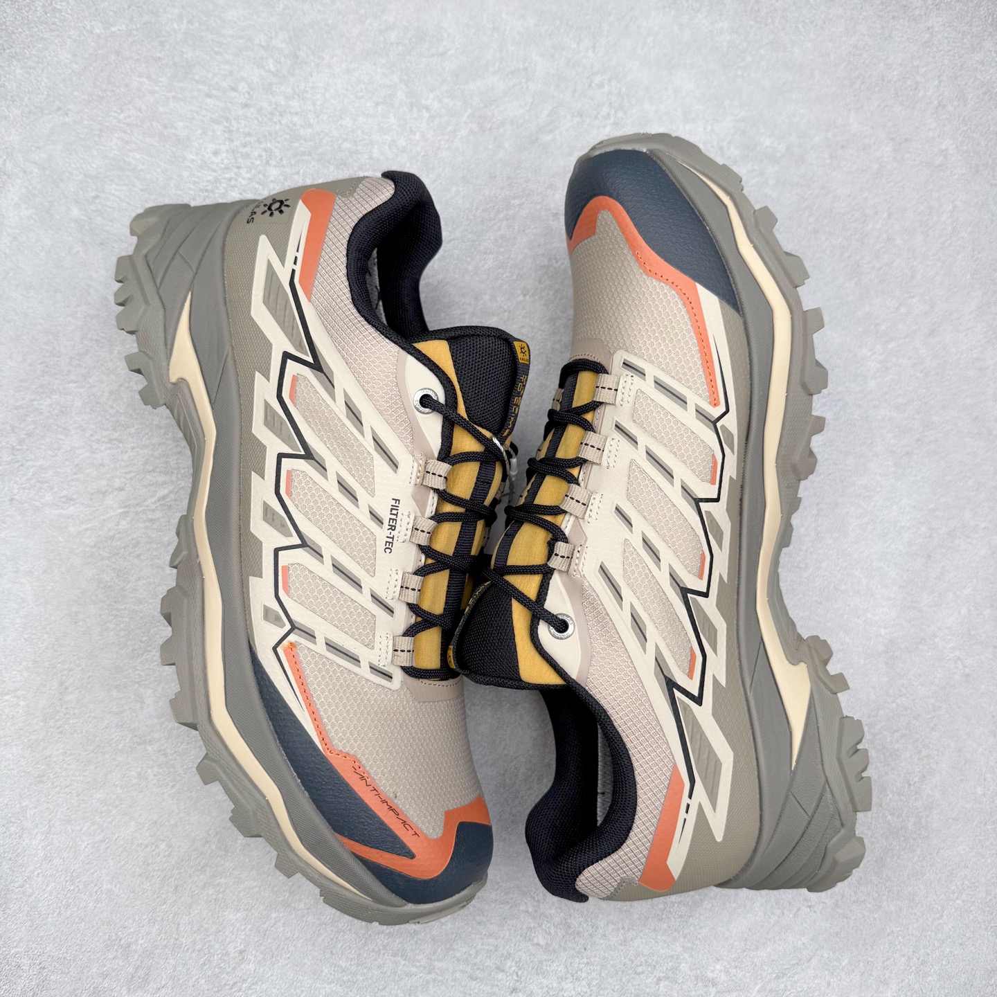 图片[3]-KAILAS 凯乐石远征5代 FLT 舒适简约经典登山 防滑耐磨防水低帮徒步鞋 KAILAS凯乐石品牌是全球三大全系攀登品牌之一，于2003年创立于中国广州，致力于为有攀登梦想的户外运动员及爱好者，研发制造功能性专业装备，满足他们在极限环境下安全舒适的需求，凯乐石专注于科技面料的开发及专业功能设计，产品线覆盖登山、攀岩、徒步、越野跑山、露营、旅行等多项户外运动，通过运动员的测试反馈，不断进化迭代，产品荣获国内外大奖71座，发明专利21个，更突破性的自主研发攀登器械，打造出中国的攀登硬实力。实拍调校N版已经零色差零失真 百分百还原实物色彩所见即所得 不存在货不对板色差等低级问题 选购参考实物拍摄 不混卖不参货 只用心做好货严格选品 承诺混一赔十 尺码：36 36.5 37.5 38 38.5 39 40 40.5 41 42 42.5 43 44 44.5 45-选品中心