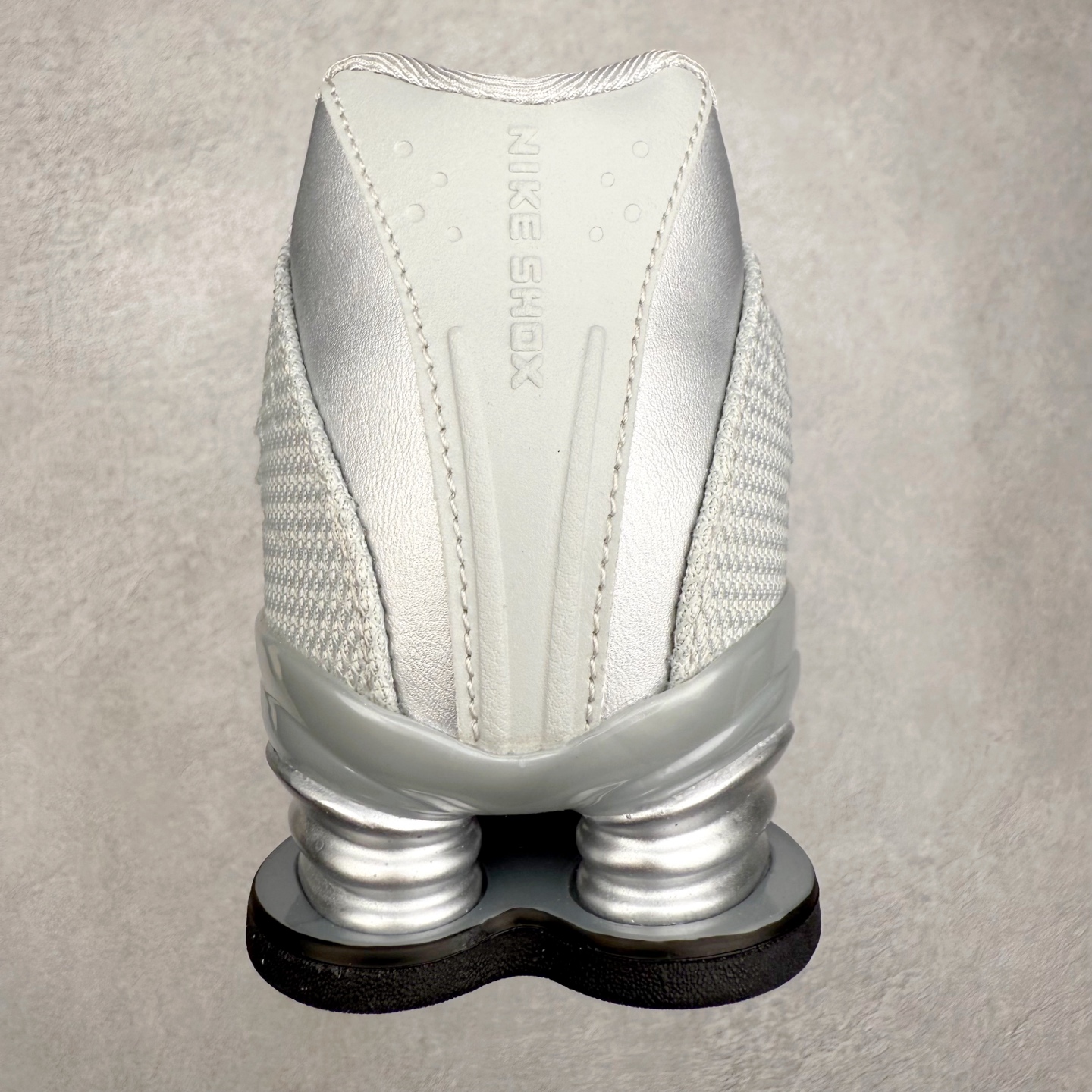 图片[8]-NK SHOX Z 舒适柔软减震回弹生活休闲鞋 男女同款 实拍调校N版已经零色差零失真 百分百还原实物色彩所见即所得 不存在货不对板色差等低级问题 选购参考实物拍摄 不混卖不参货 只用心做好货严格选品 承诺混一赔十 尺码：36 36.5 37.5 38 38.5 39 40 40.5 41 42 42.5 43 44 44.5 45-选品中心