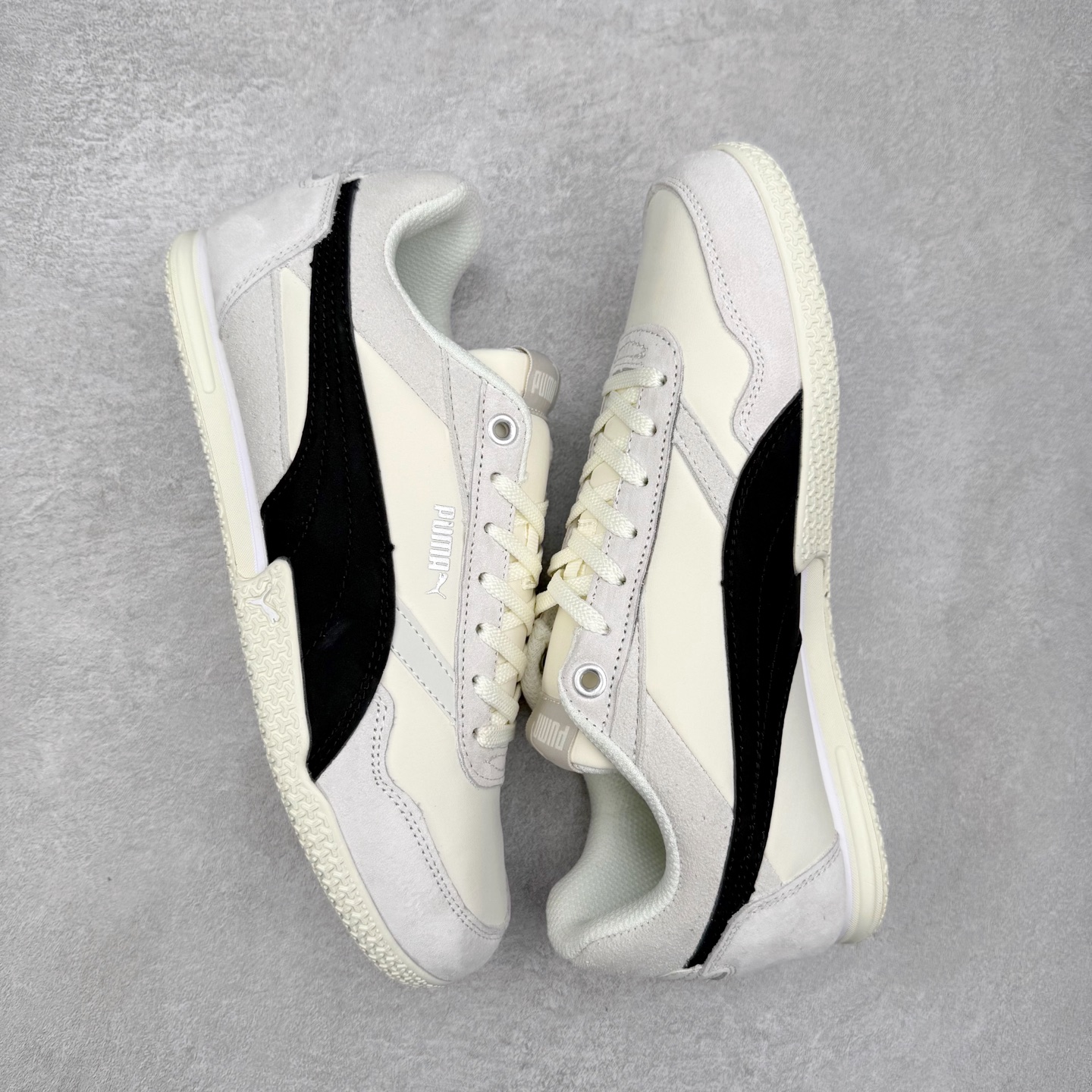 图片[3]-PUMA Bella Donna SD WMNS 彪马舒适百搭 低帮生活休闲鞋 彪马（Puma）是全球著名的运动品牌，中文作彪马，意为美洲狮，由创始人鲁道夫•达斯勒（Rudolf Dassler）于1948年在德国建立了这个品牌，数十年来PUMA一直在运动界位居要角，近几年来更成功的结合运动、休闲，时尚为一体，跃升为年轻人最爱品牌之一。实拍调校N版已经零色差零失真 百分百还原实物色彩所见即所得 不存在货不对板色差等低级问题 选购参考实物拍摄 不混卖不参货 只用心做好货严格选品 承诺混一赔十 尺码：36 36.5 37.5 38 38.5 39 40 40.5 41 42 42.5 43 44 44.5 45-选品中心