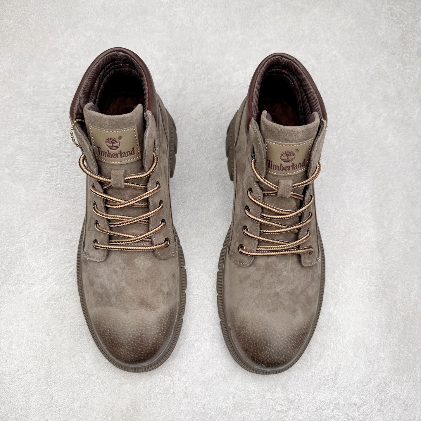 图片[2]-Timberland添柏岚/天伯伦户外中帮休闲大黄靴系列 广东大厂品质 原盒原包装 面料采用意大利🇮🇹顶级磨砂细纹牛皮 搭配防臭防腐真皮乳胶鞋垫 给您完美的穿着体验 质量考究耐穿 型男必备 专治不帅 高品质脚感一流 尺码：38 39 40 41 42 43 44（皮鞋码）-选品中心